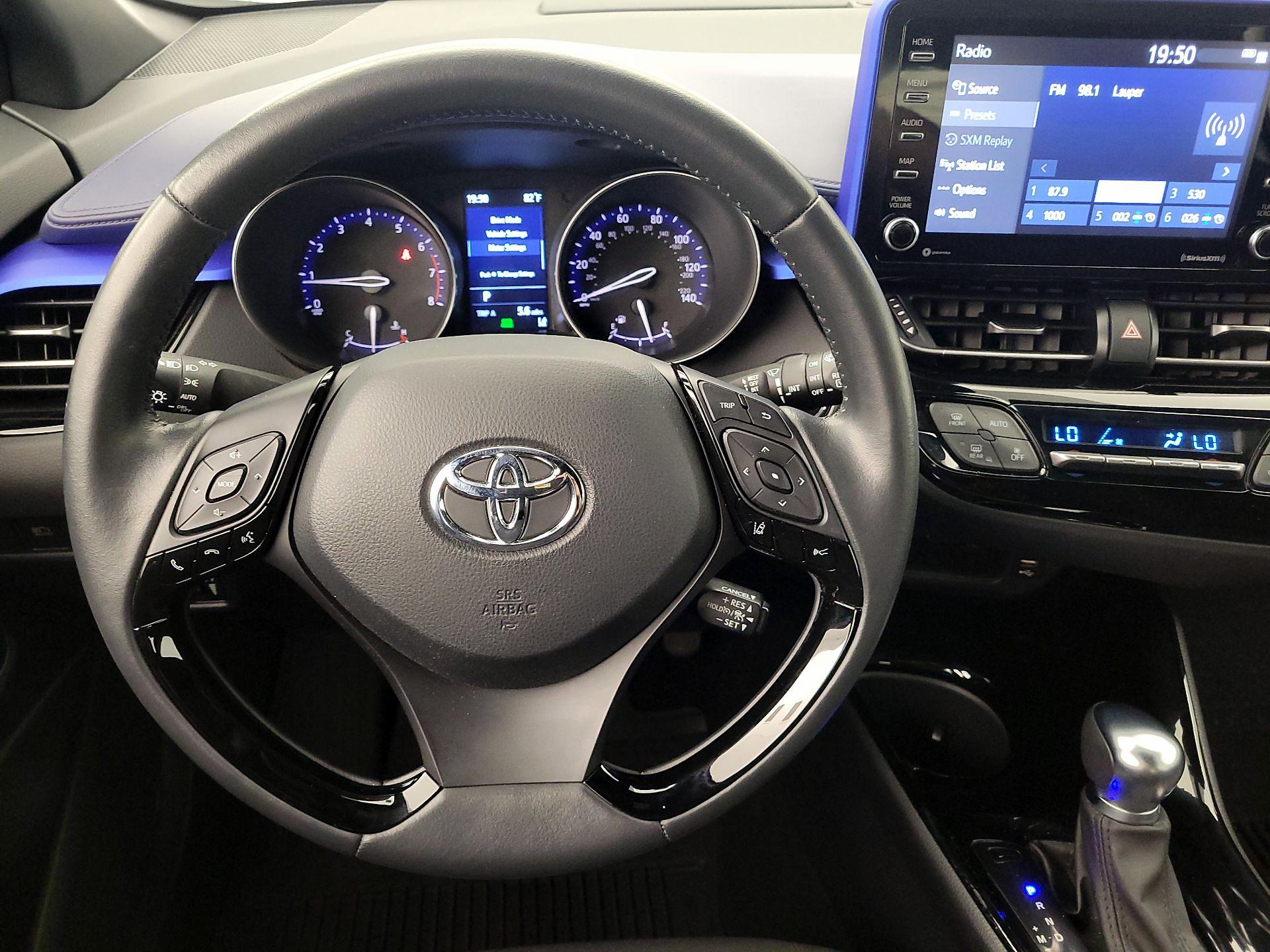 Thumbnail: 2022 Toyota C-HR - 10