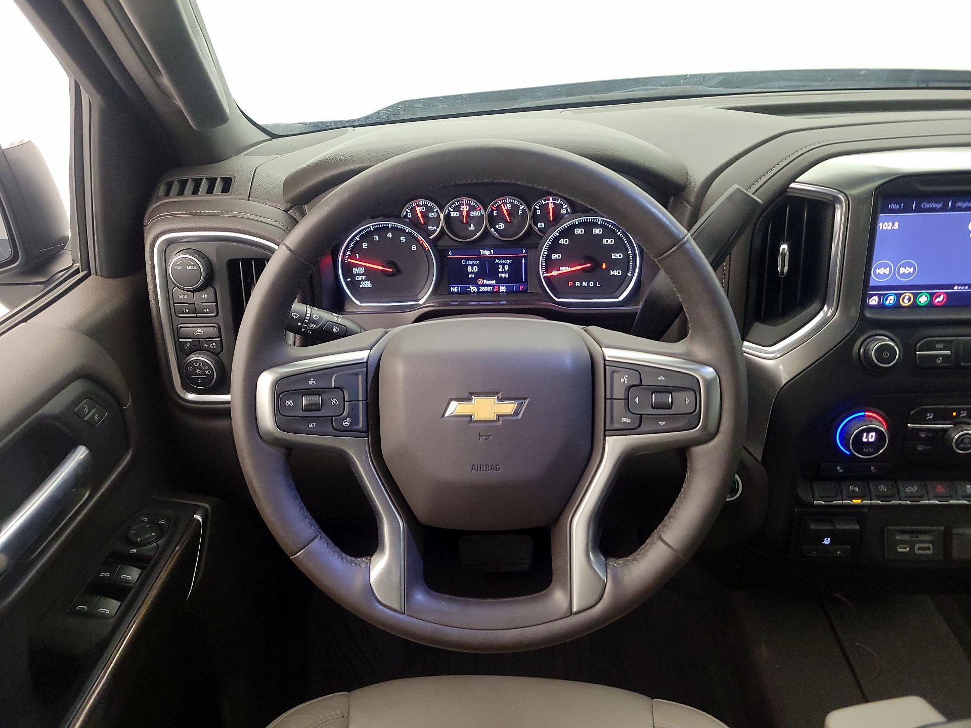 Thumbnail: 2020 Chevrolet Silverado 1500 - 10