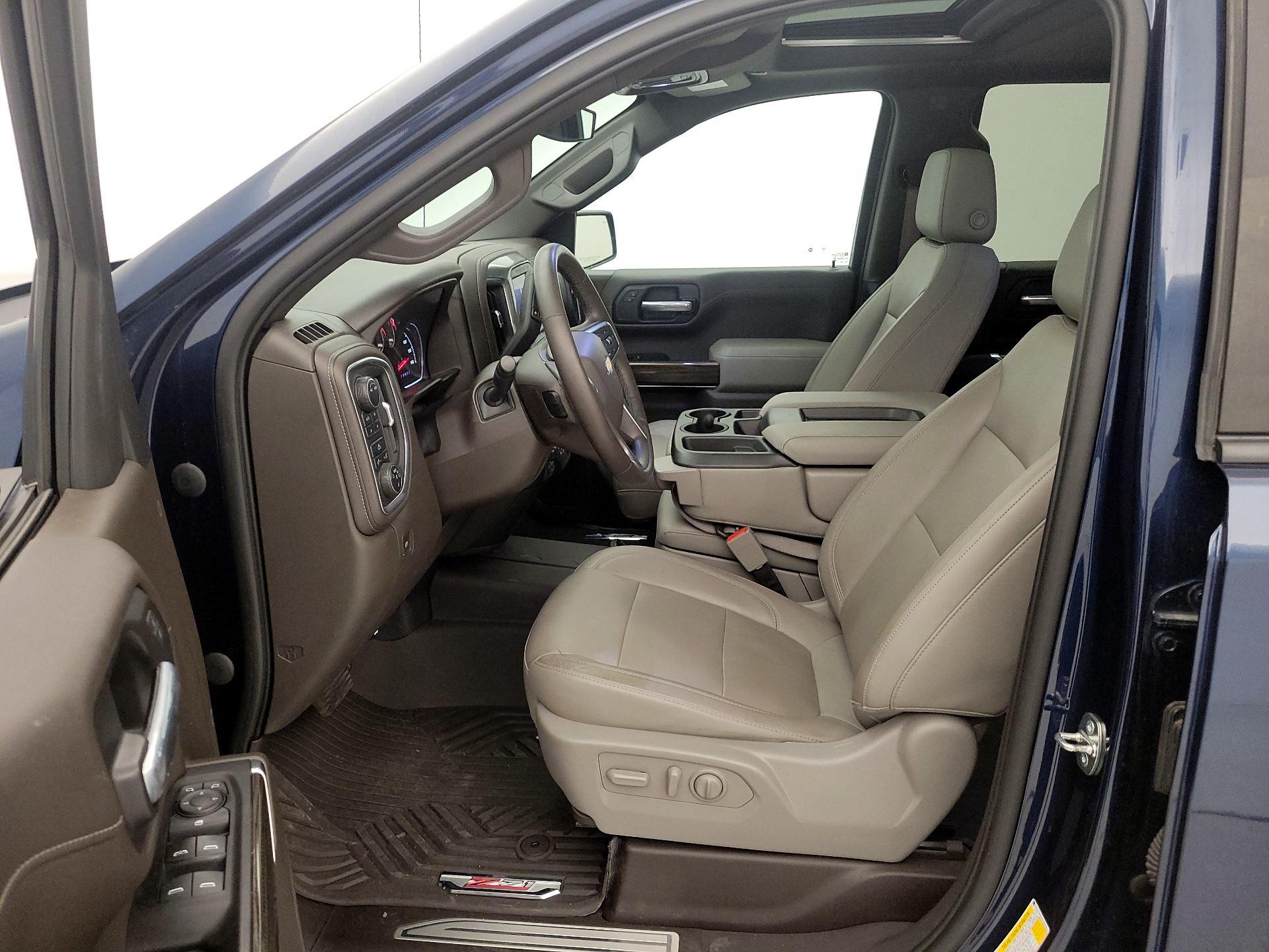 Thumbnail: 2020 Chevrolet Silverado 1500 - 11