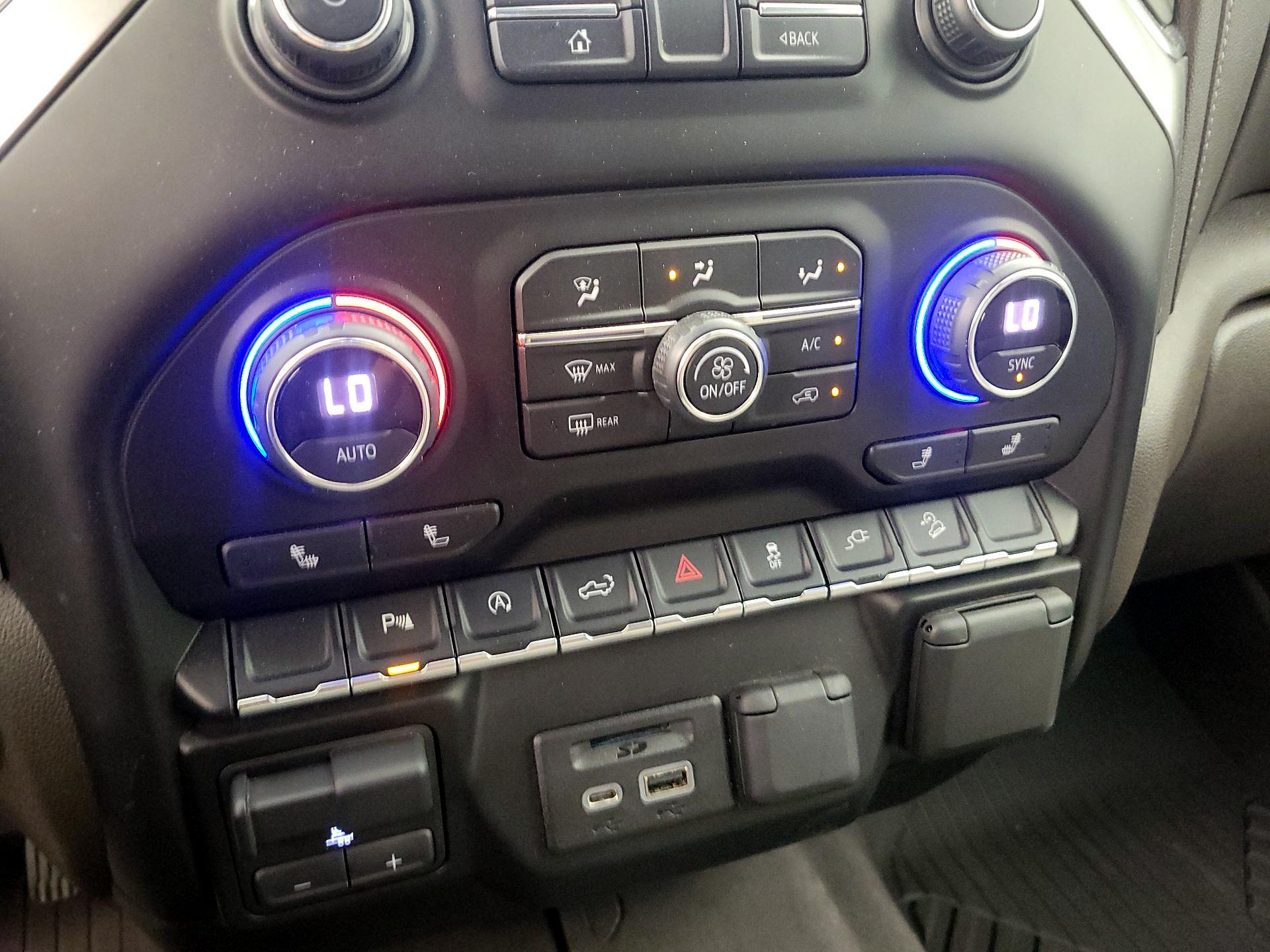 Thumbnail: 2020 Chevrolet Silverado 1500 - 16