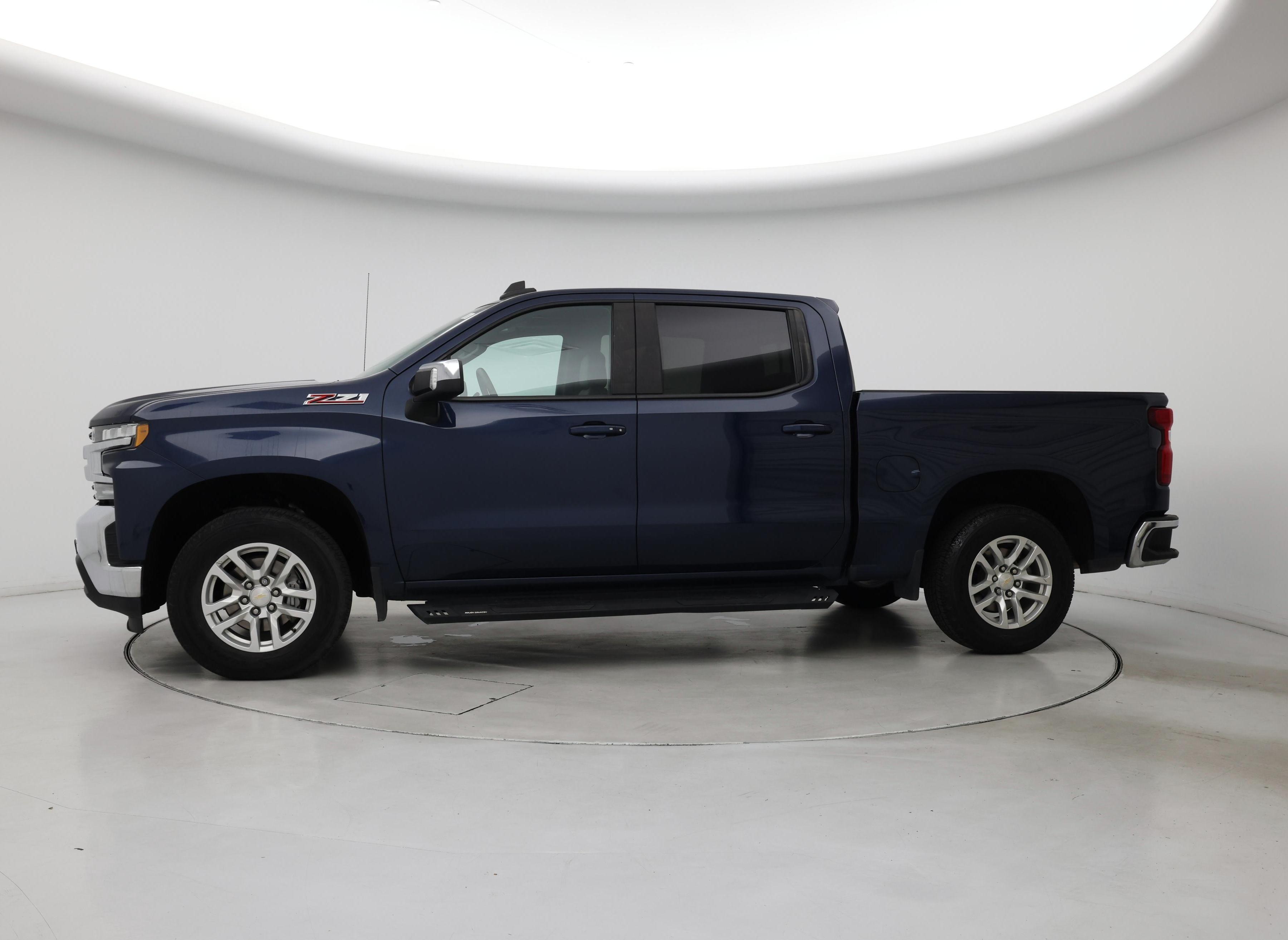 Thumbnail: 2020 Chevrolet Silverado 1500 - 3