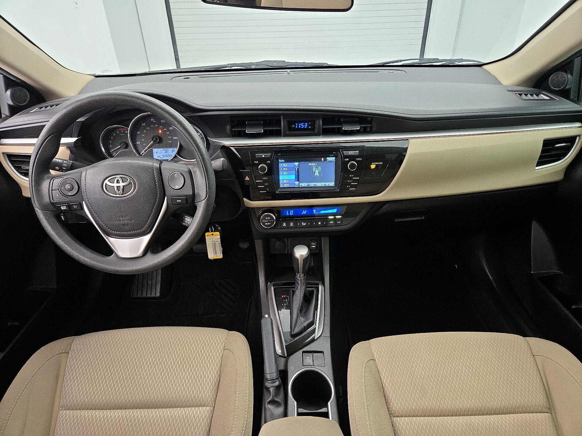 Thumbnail: 2016 Toyota Corolla - 9