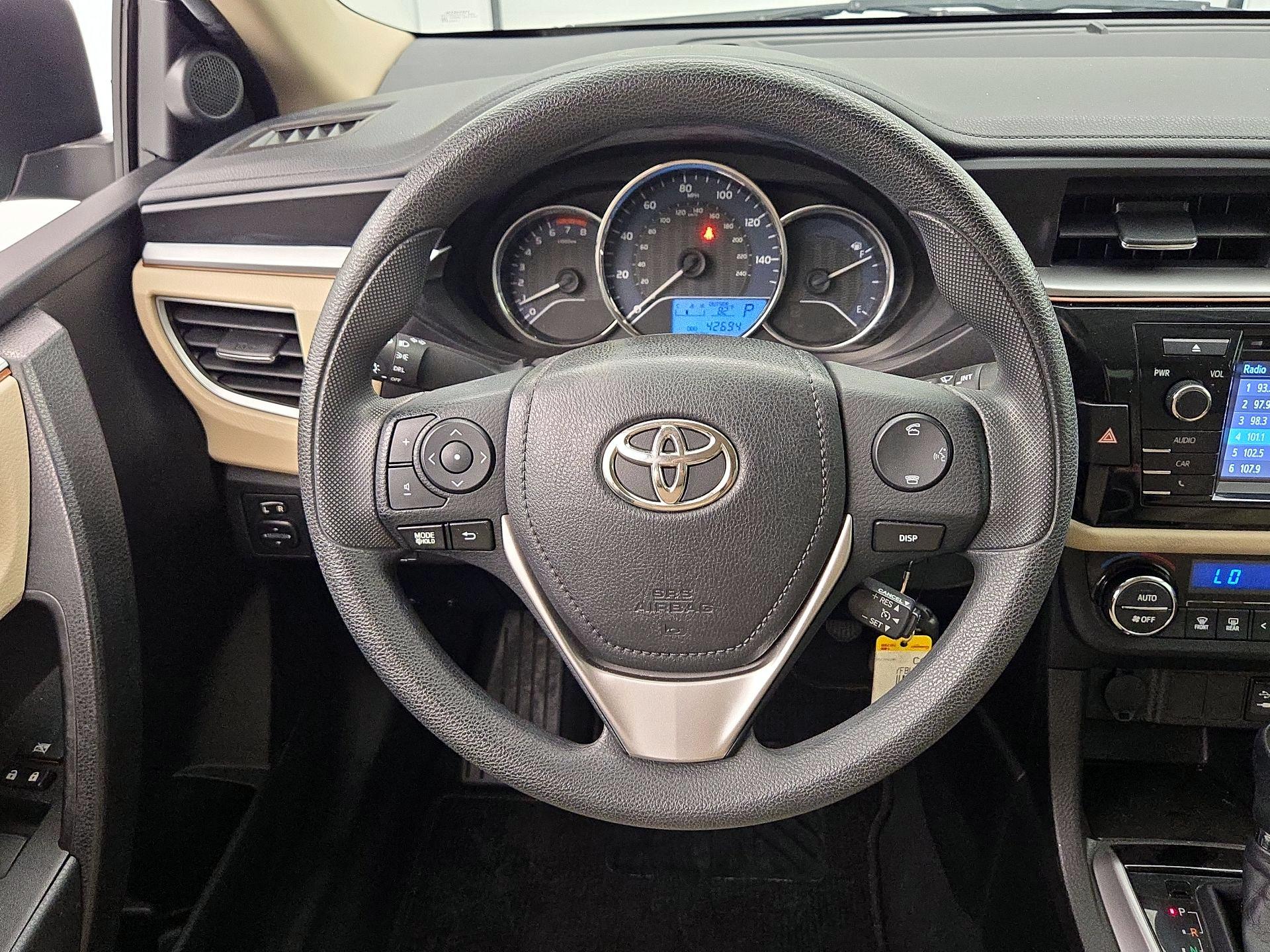 Thumbnail: 2016 Toyota Corolla - 10