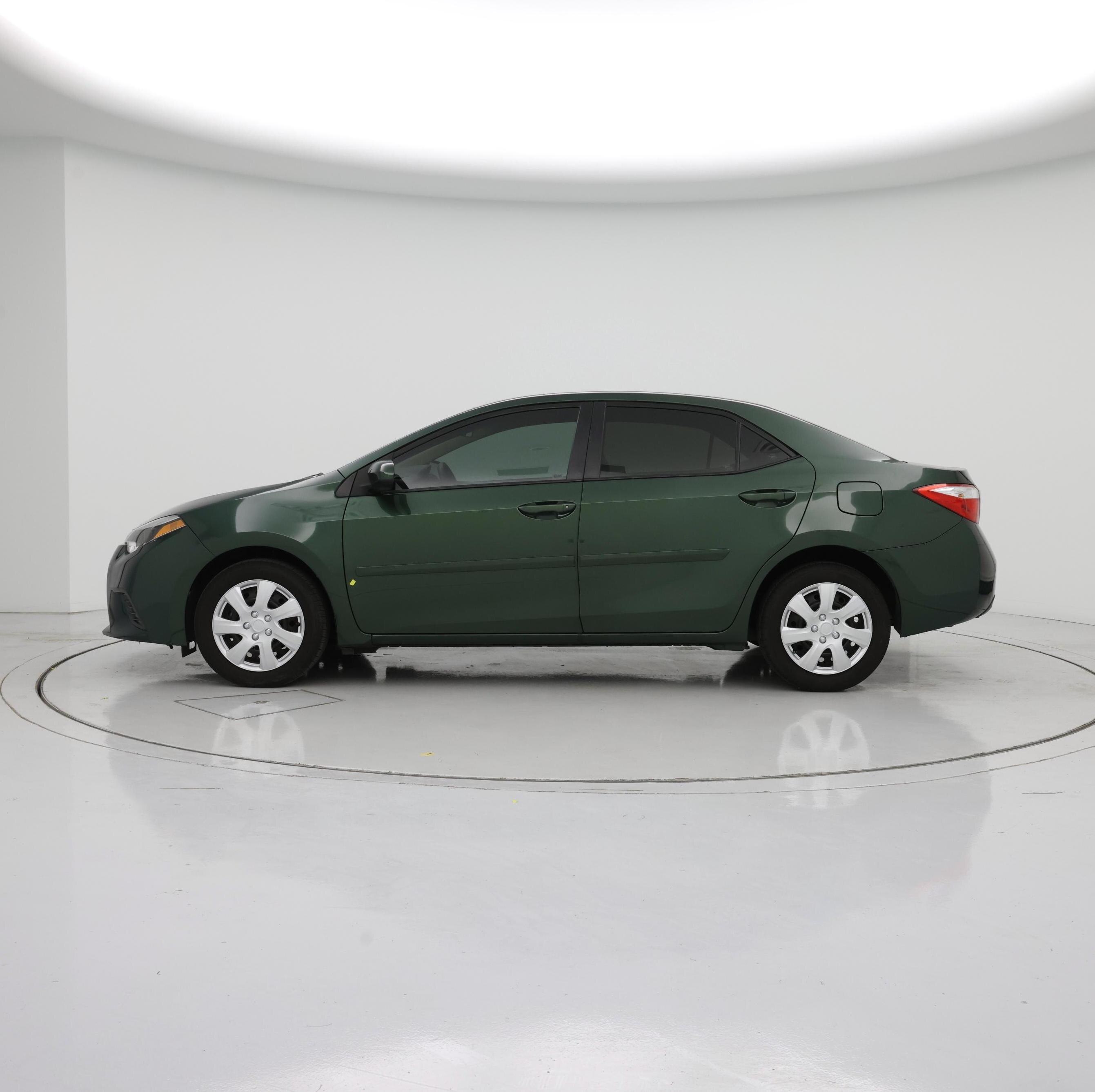 Thumbnail: 2016 Toyota Corolla - 3