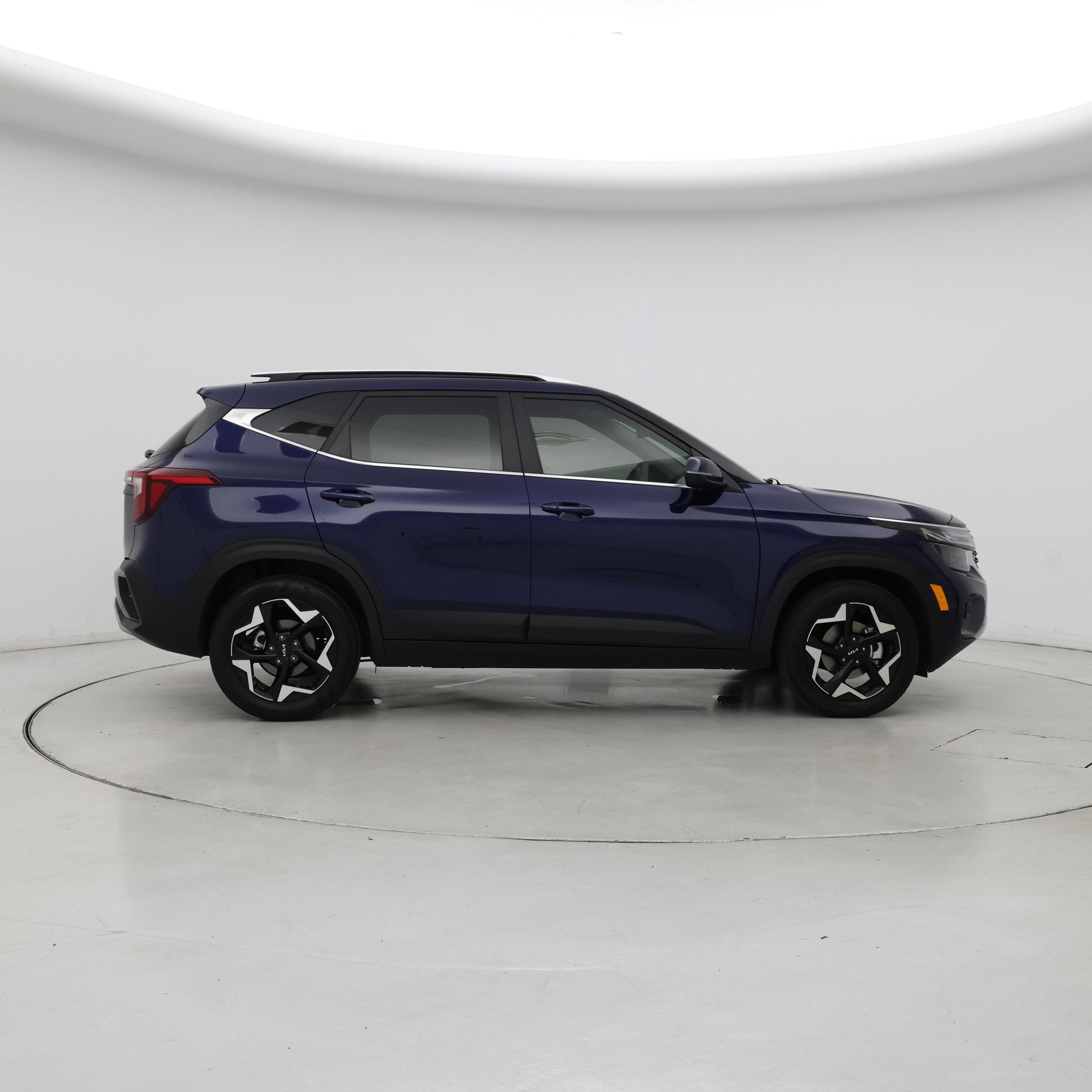 Thumbnail: 2024 Kia Seltos - 7