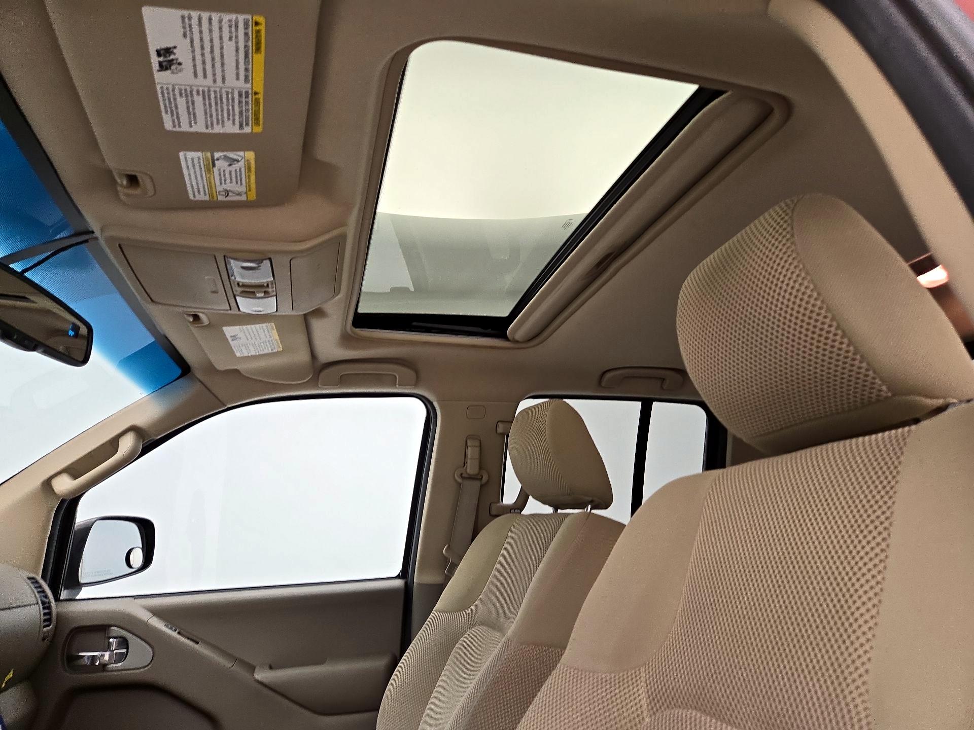 Thumbnail: 2016 Nissan Frontier - 19
