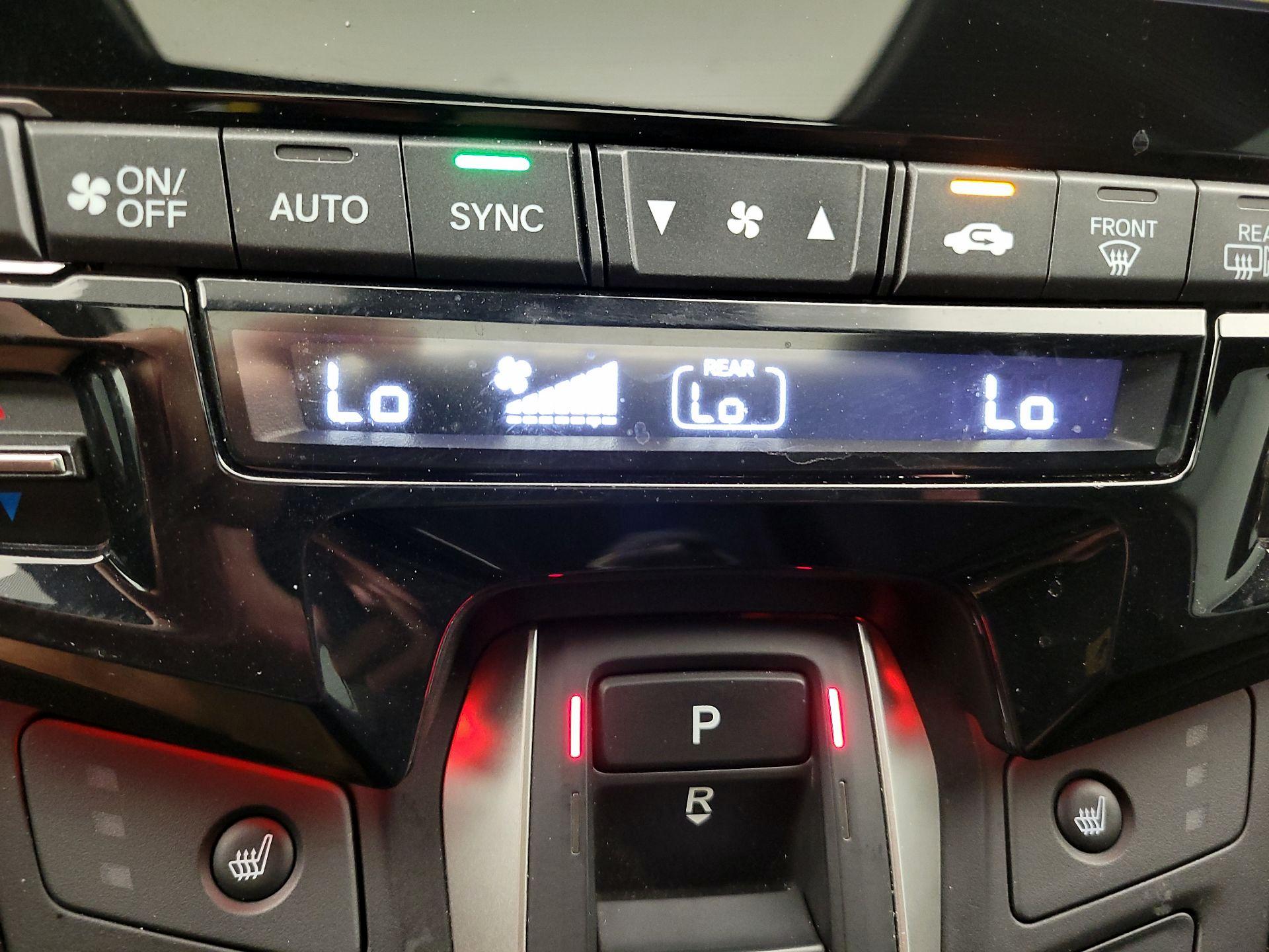 Thumbnail: 2024 Honda Odyssey - 16