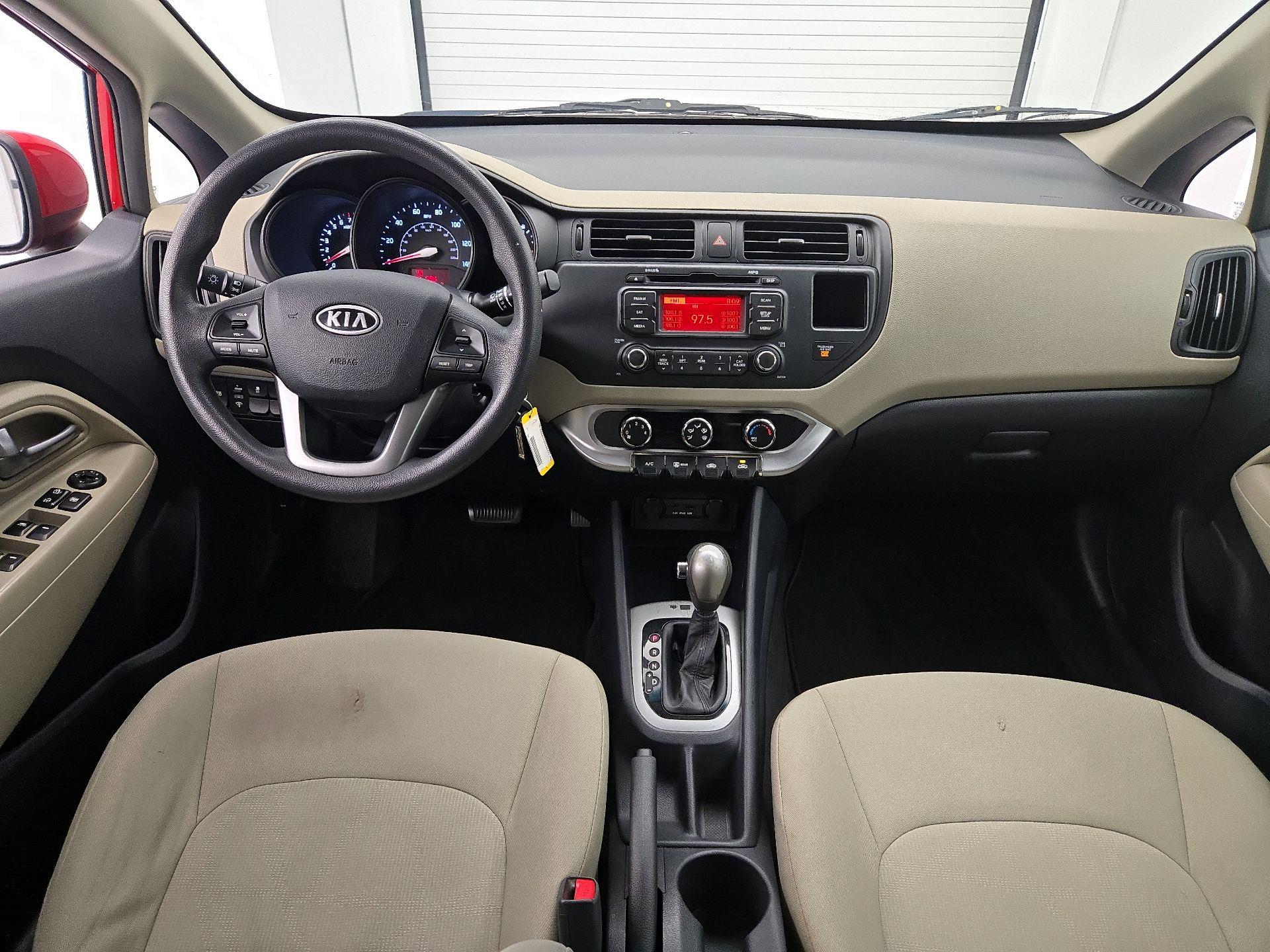 Thumbnail: 2013 Kia Rio5 - 9
