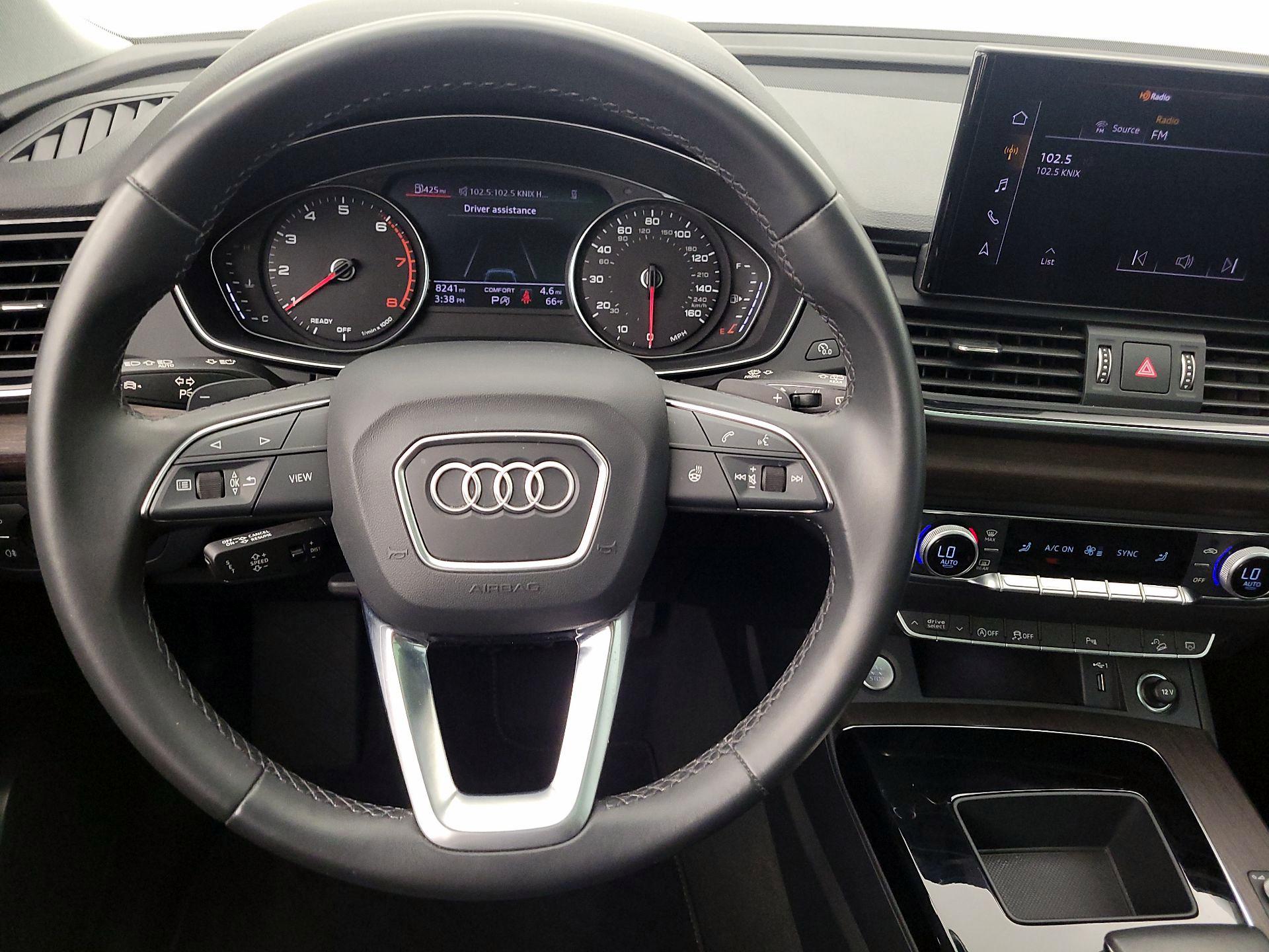 Thumbnail: 2023 Audi Q5 - 10