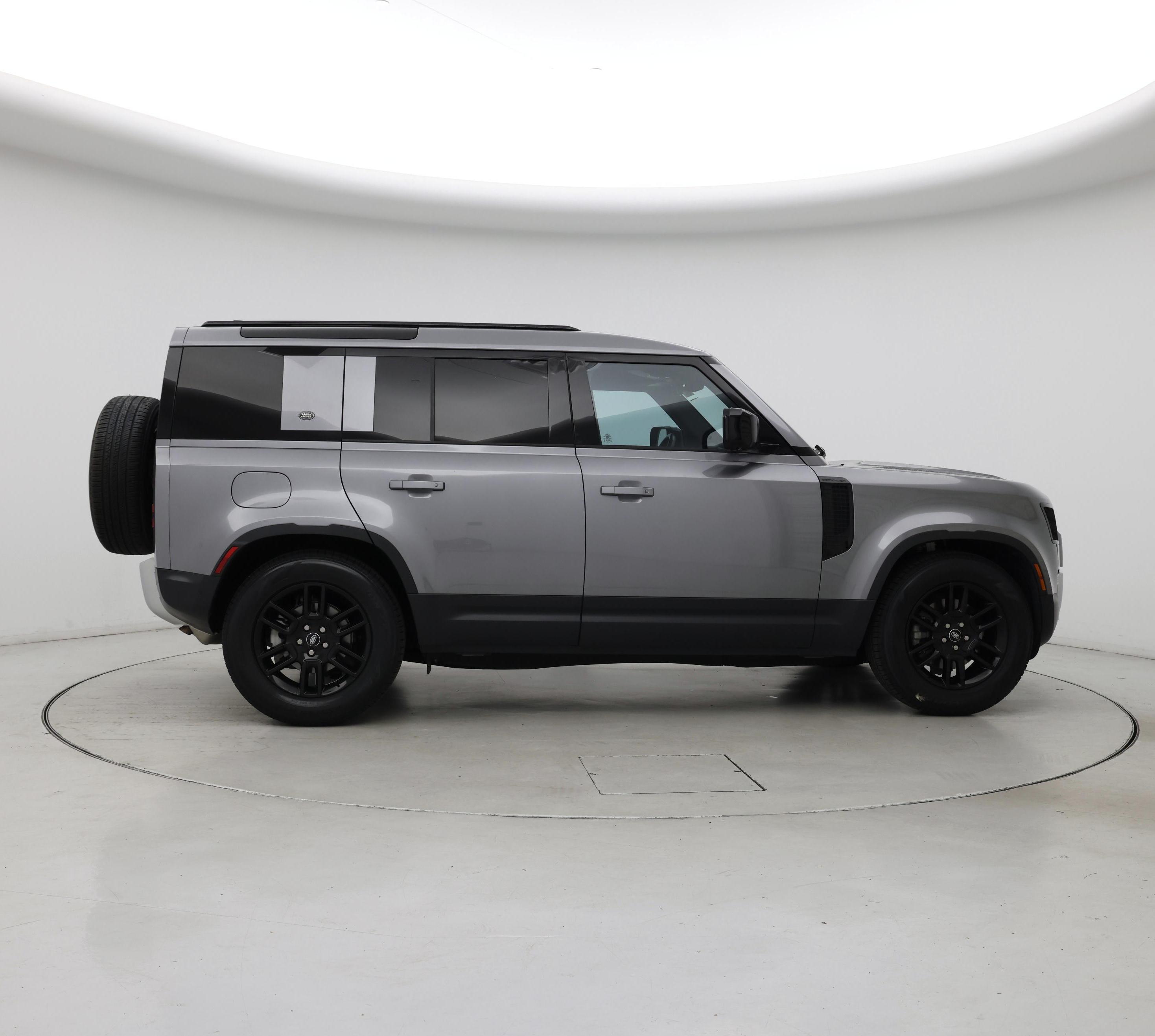 Thumbnail: 2023 Land Rover Defender - 7