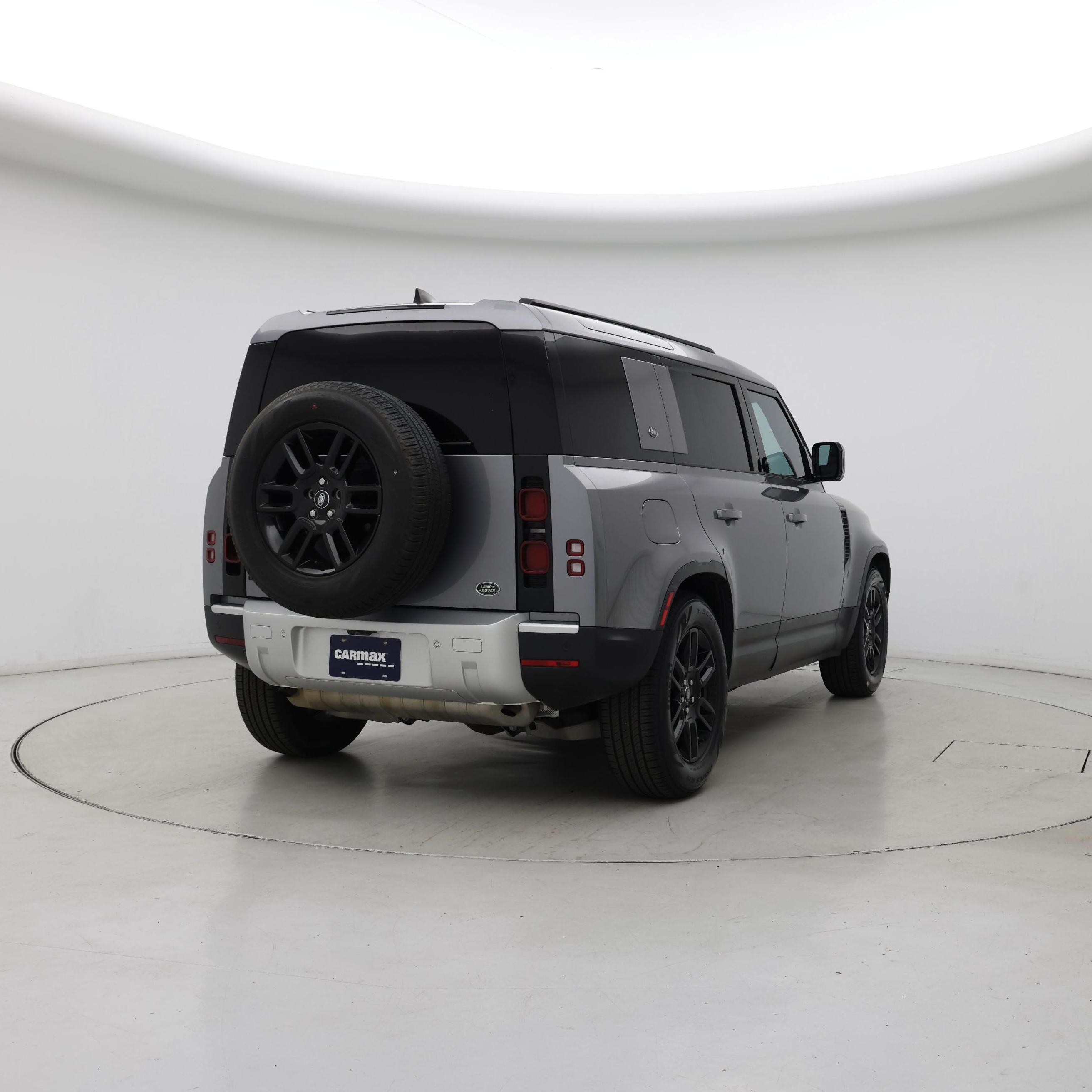 Thumbnail: 2023 Land Rover Defender - 8