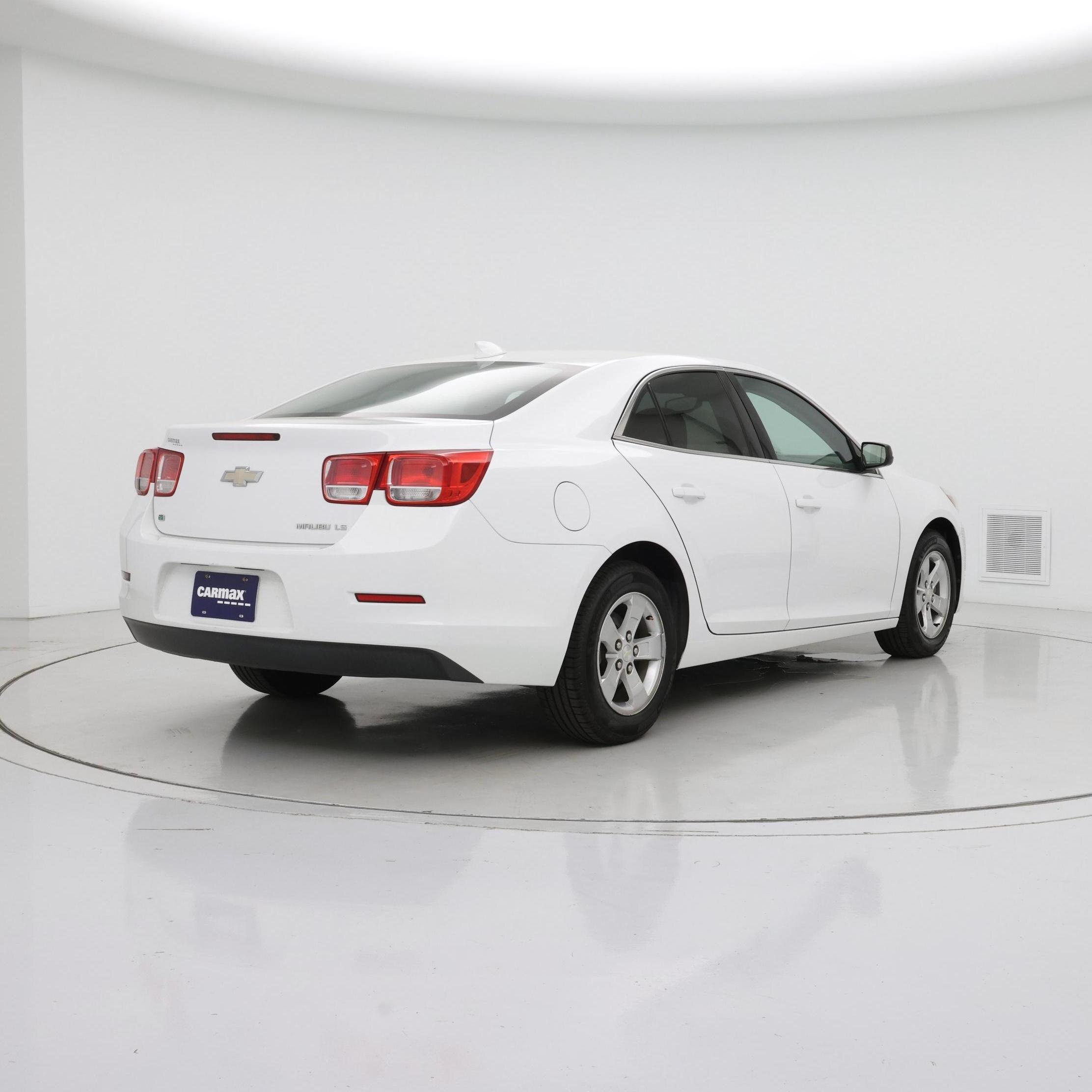 Thumbnail: 2015 Chevrolet Malibu - 8