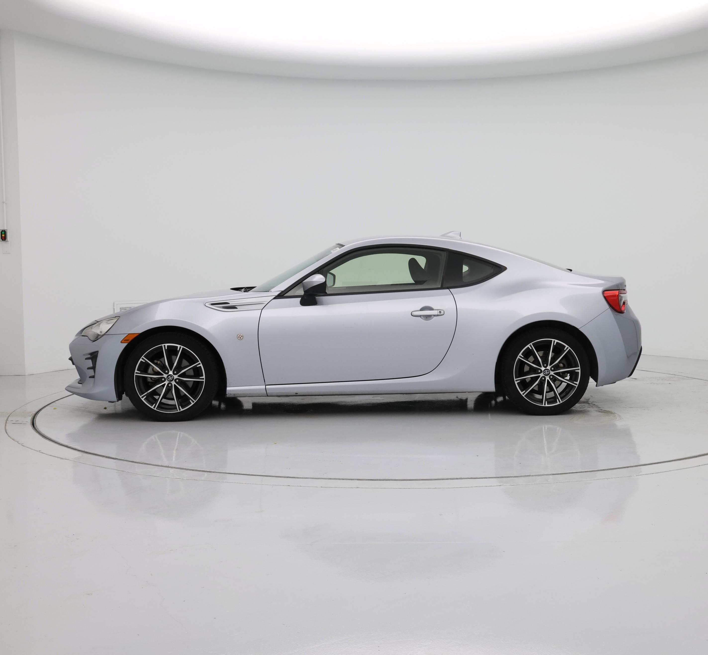 Thumbnail: 2019 Toyota 86 - 3