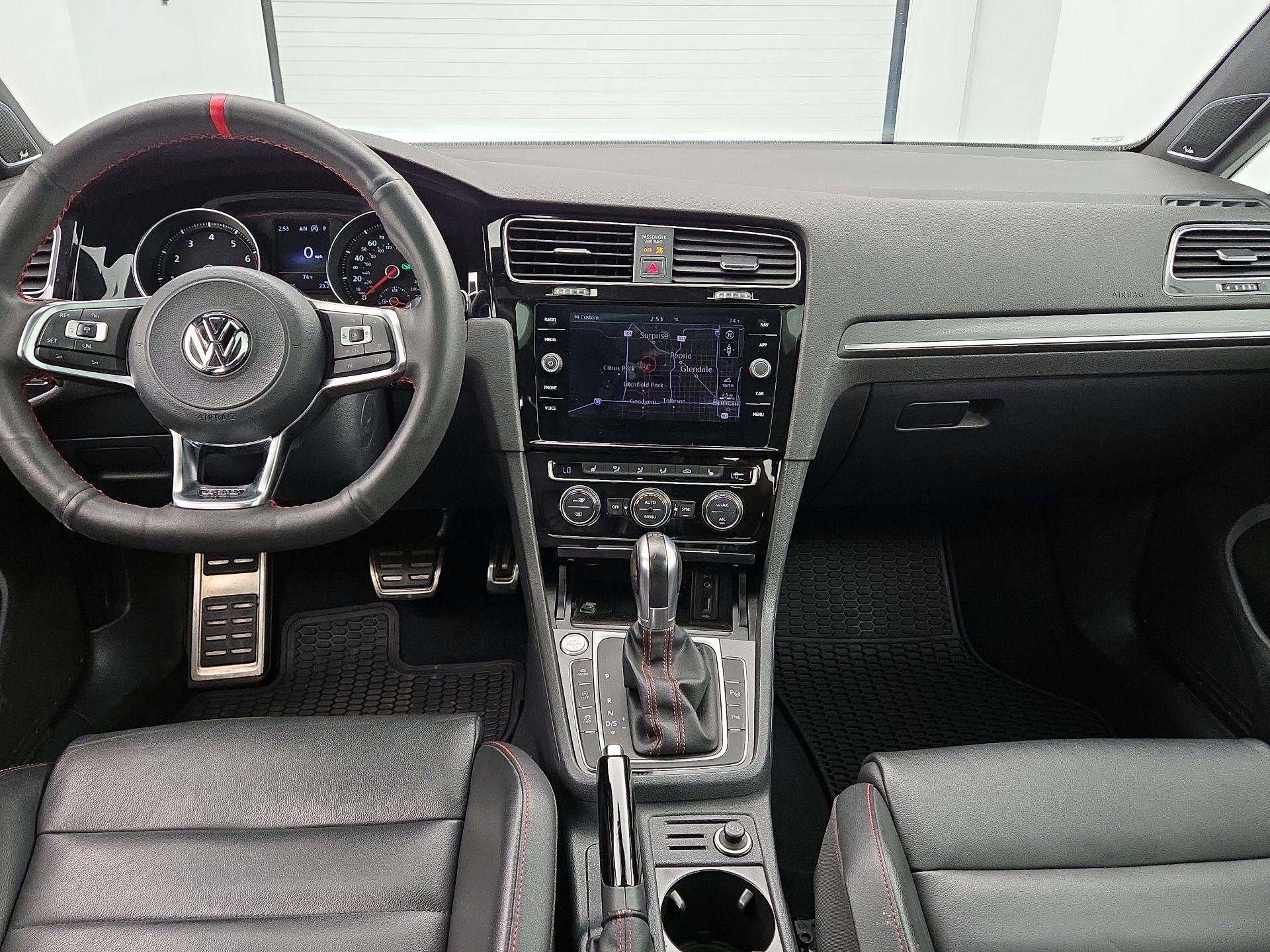 Thumbnail: 2018 Volkswagen Golf - 9
