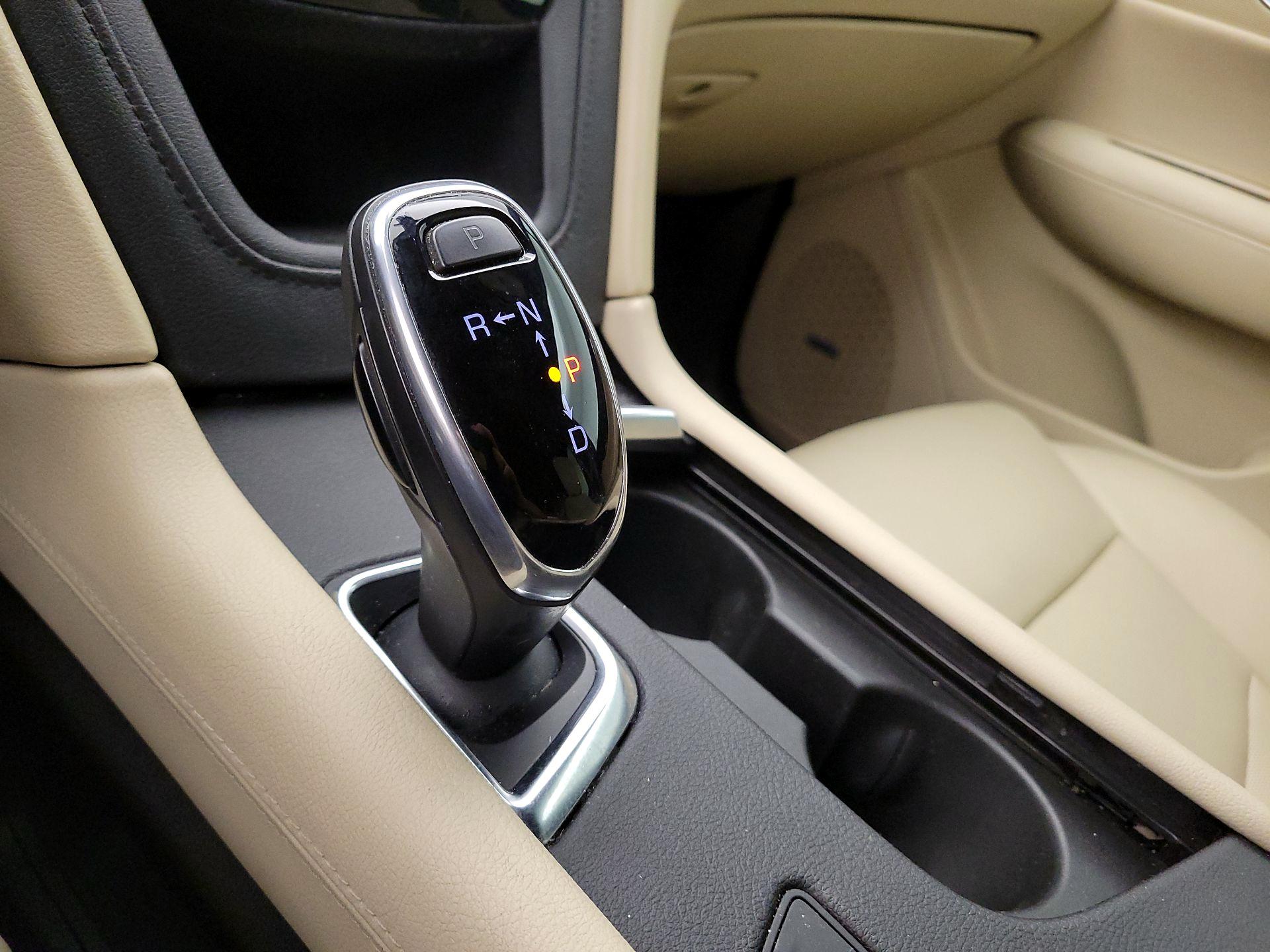 Thumbnail: 2019 Cadillac XT5 - 18