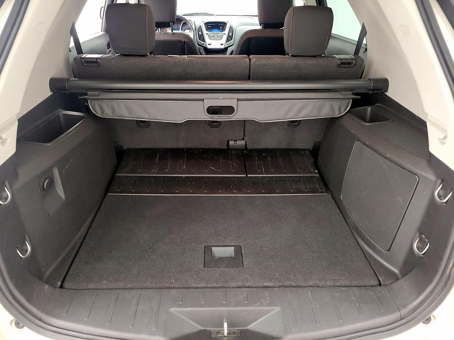 Thumbnail: 2015 Chevrolet Equinox - 18