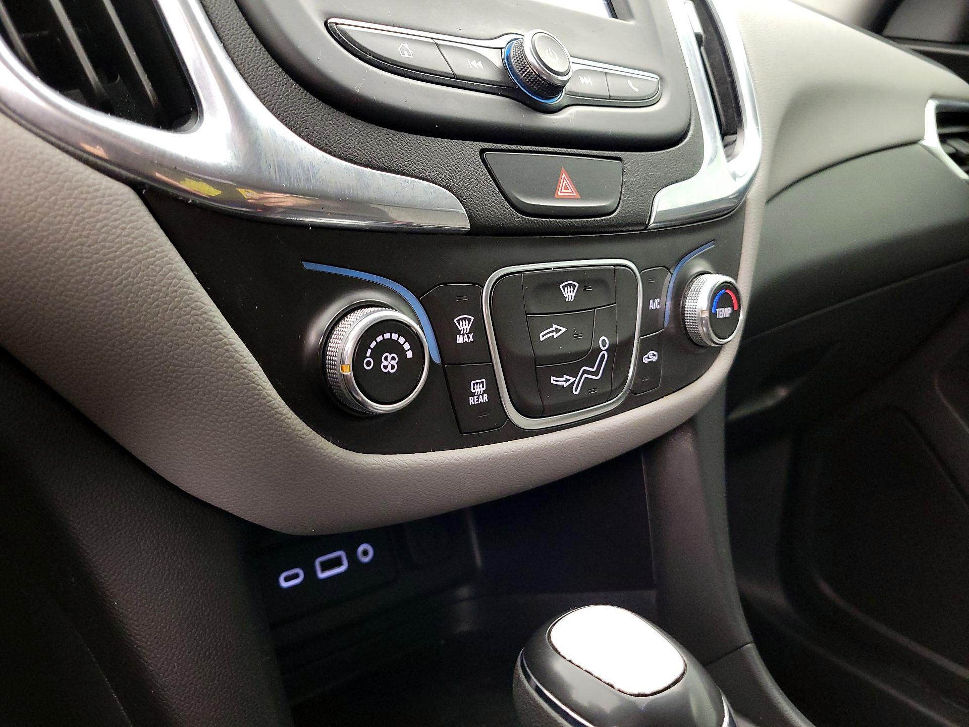 Thumbnail: 2019 Chevrolet Equinox - 16