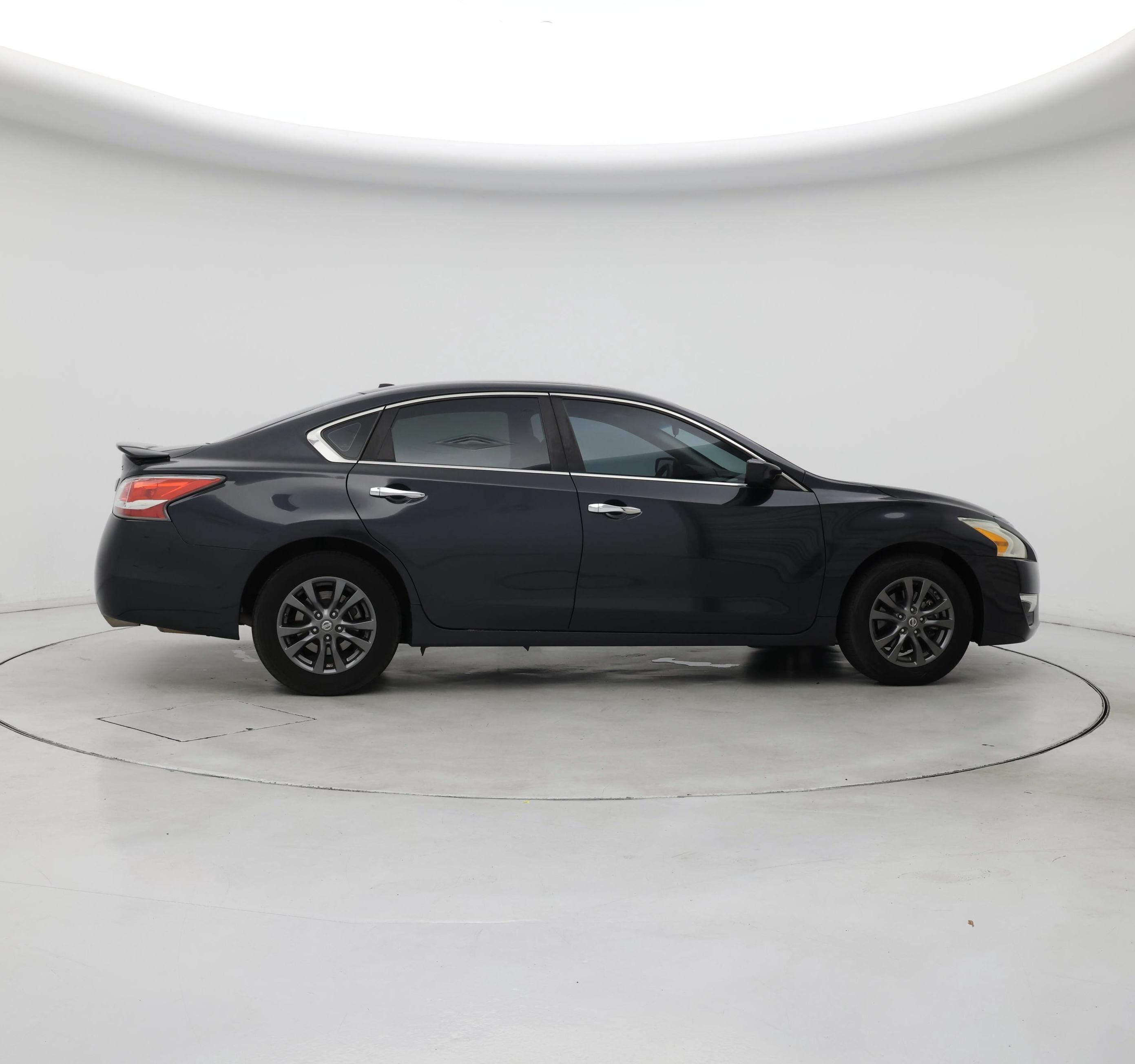 Thumbnail: 2015 Nissan Altima - 7