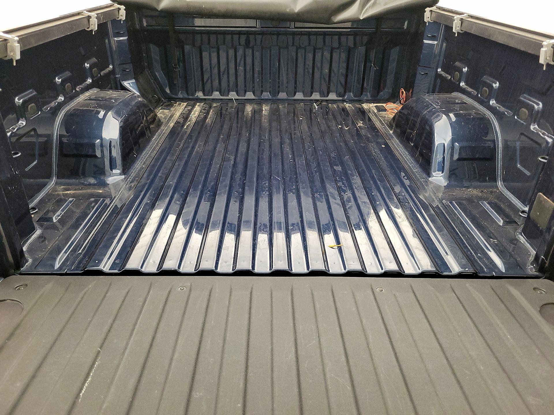 Thumbnail: 2022 Chevrolet Silverado 1500 - 20