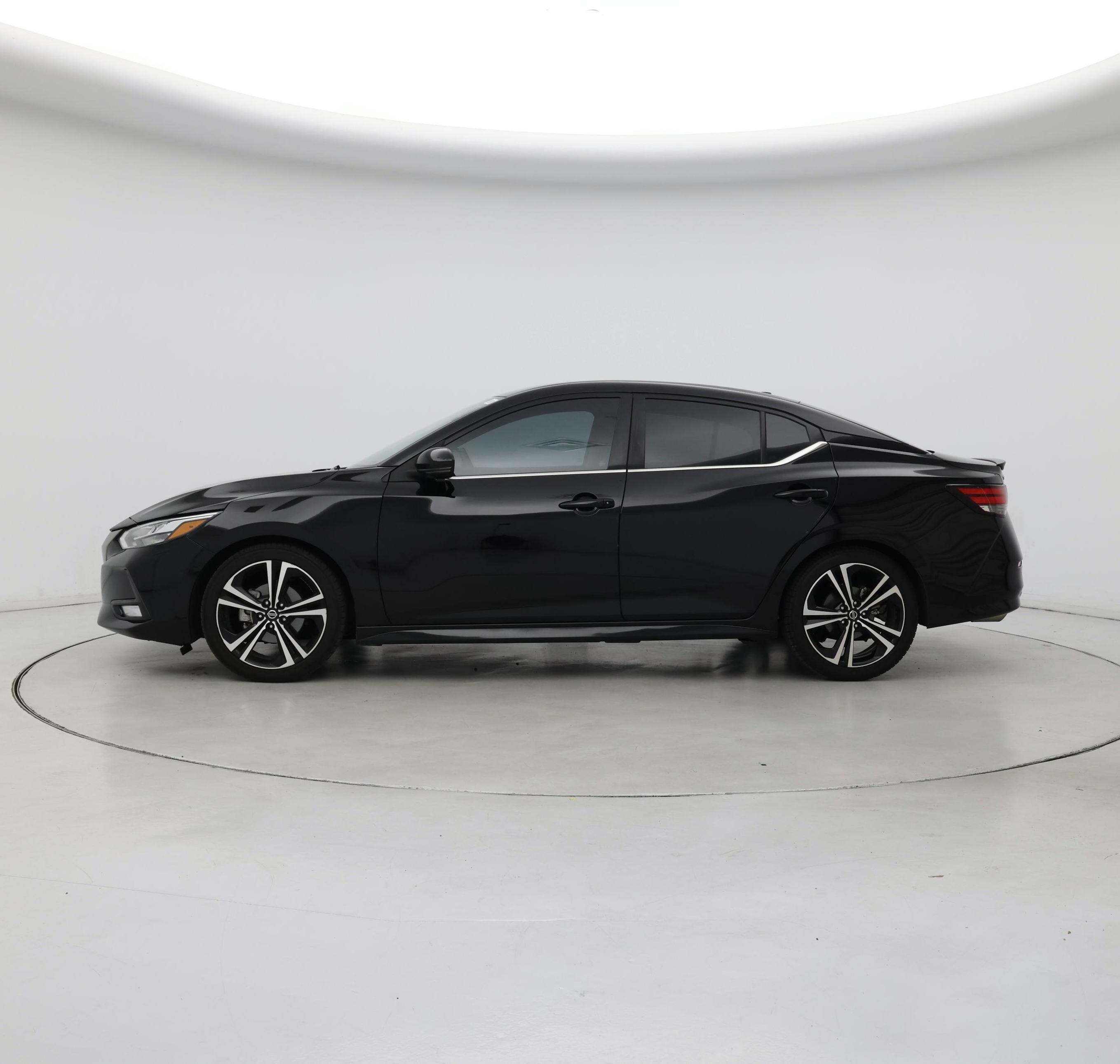 Thumbnail: 2021 Nissan Sentra - 3