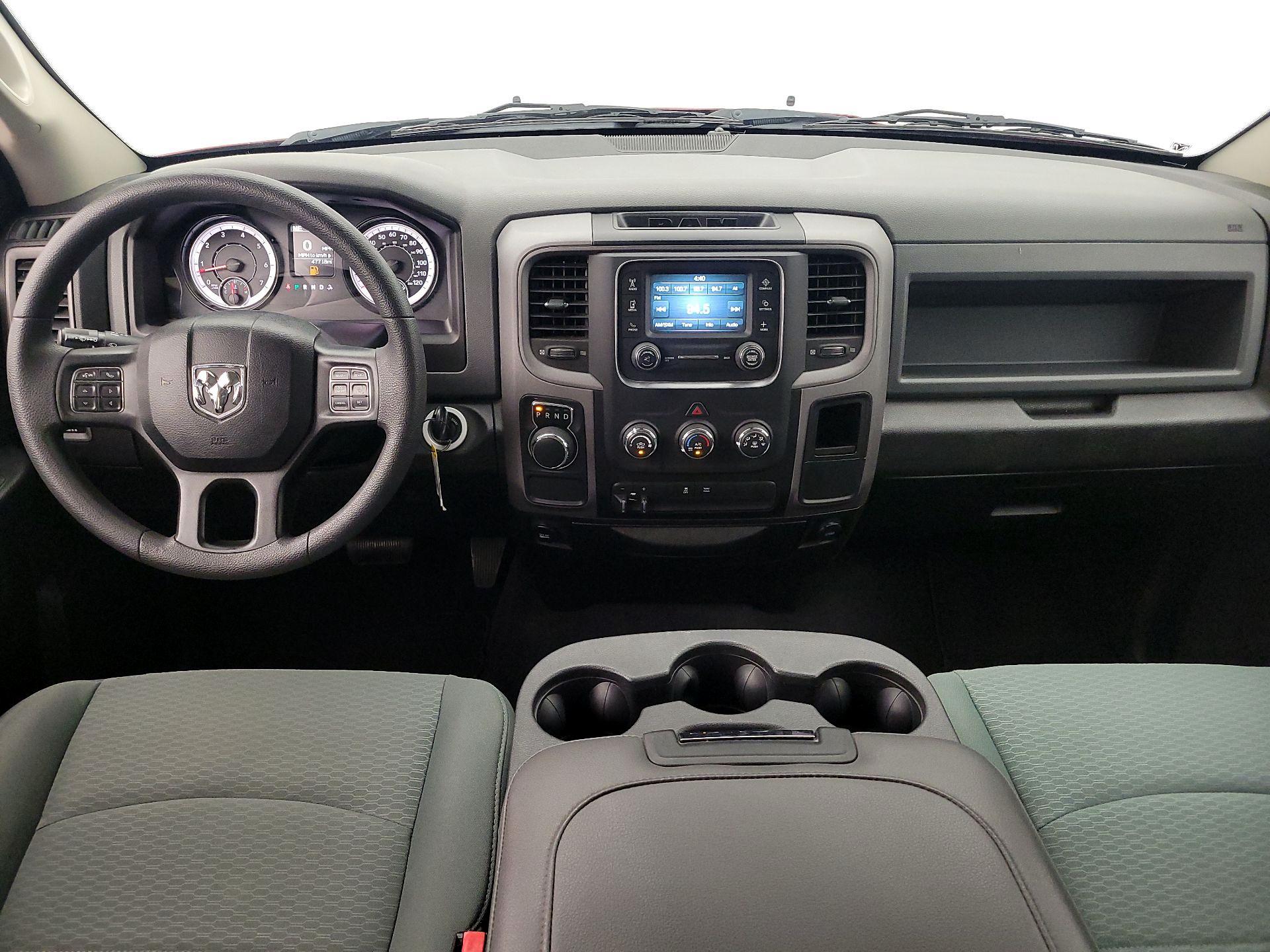 Thumbnail: 2019 RAM 1500 Classic - 9