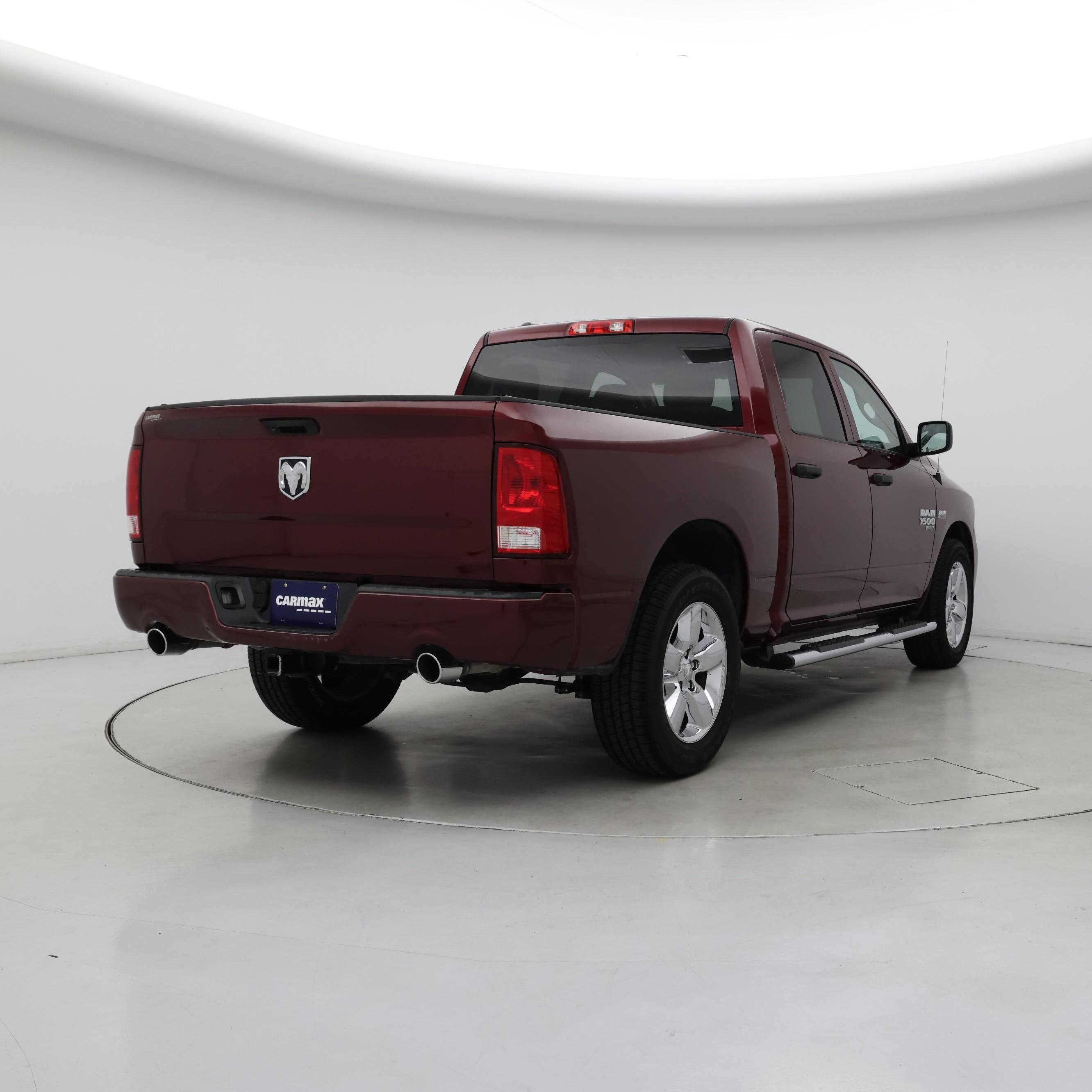 Thumbnail: 2019 RAM 1500 Classic - 8