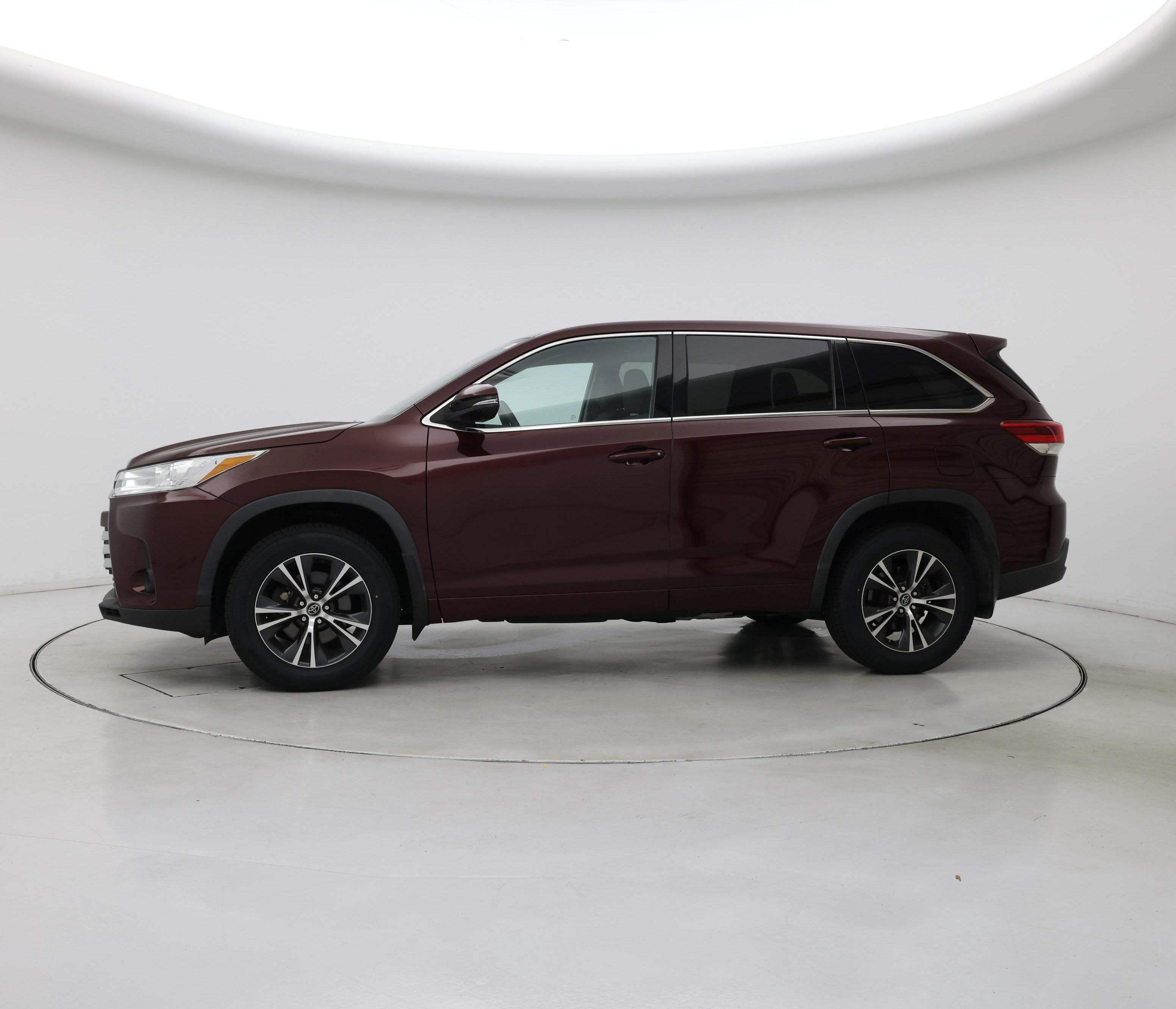 Thumbnail: 2018 Toyota Highlander - 3