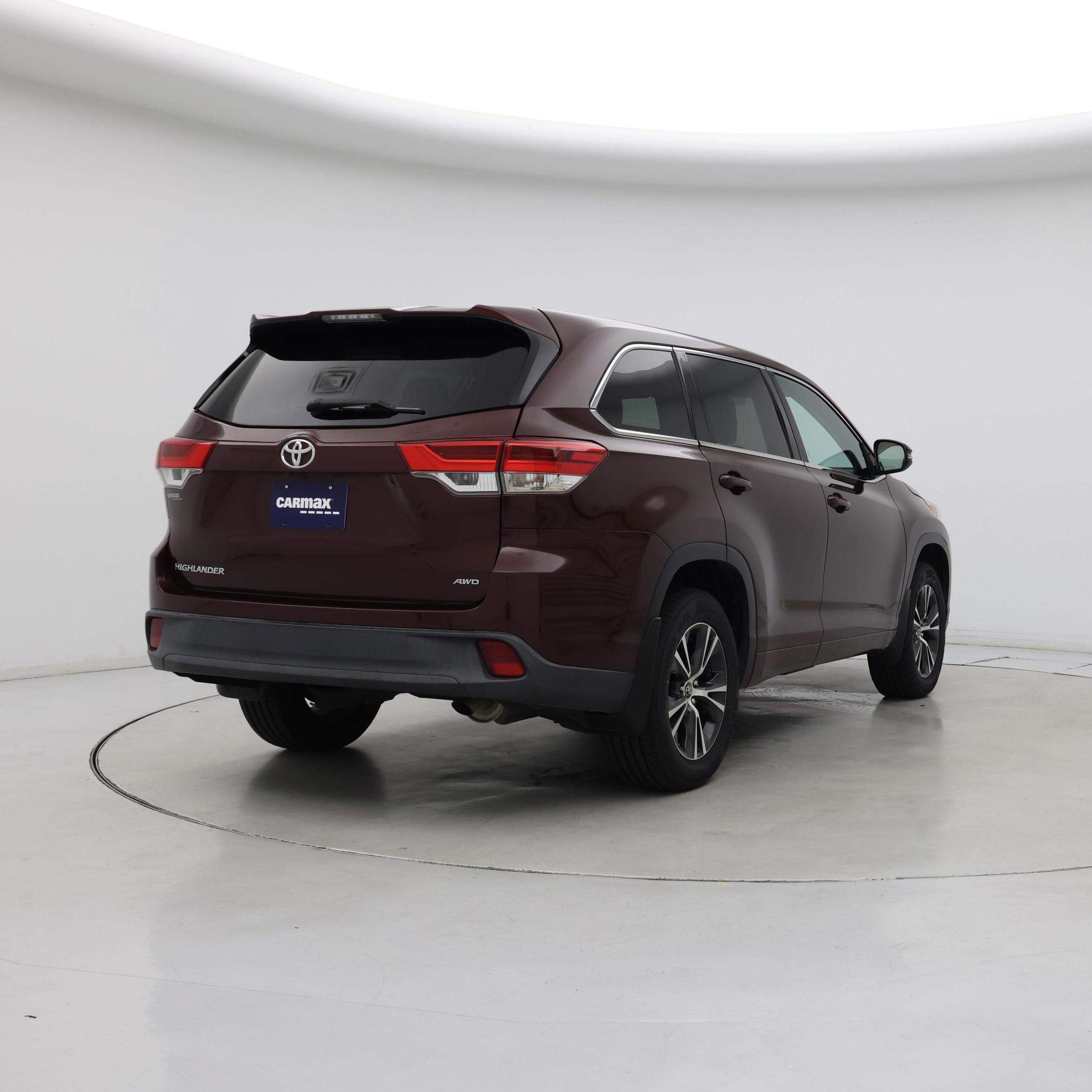 Thumbnail: 2018 Toyota Highlander - 8
