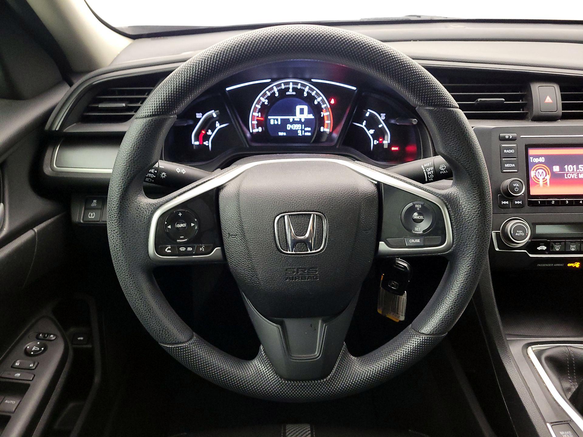 Thumbnail: 2017 Honda Civic - 10