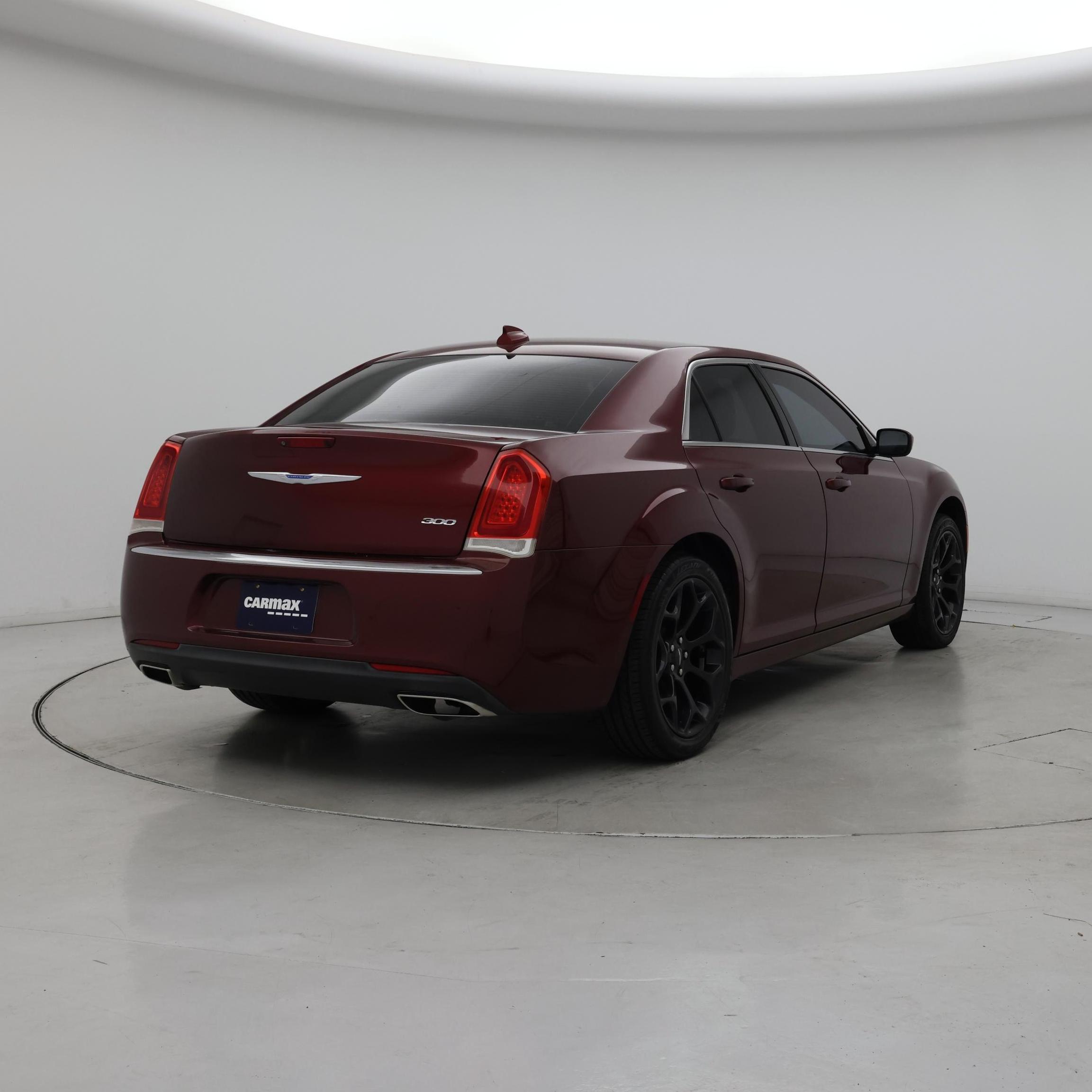 Thumbnail: 2019 Chrysler 300 - 8