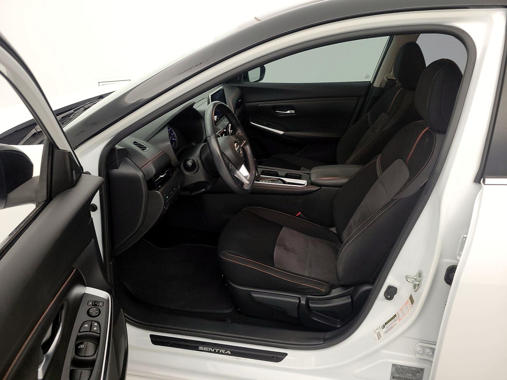 Thumbnail: 2021 Nissan Sentra - 11