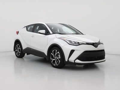 White 2022 Toyota C-HR XLE