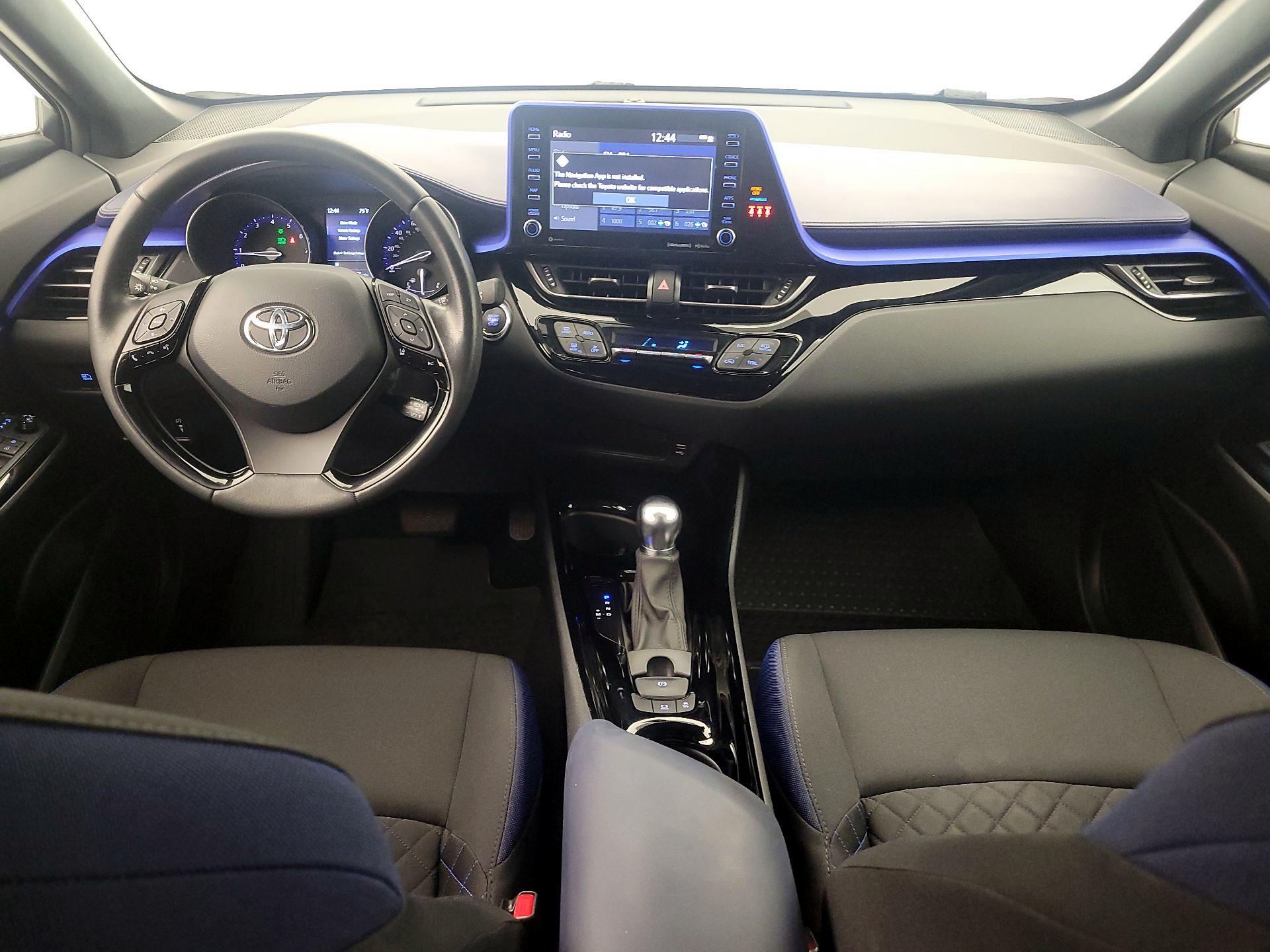 Thumbnail: 2022 Toyota C-HR - 9