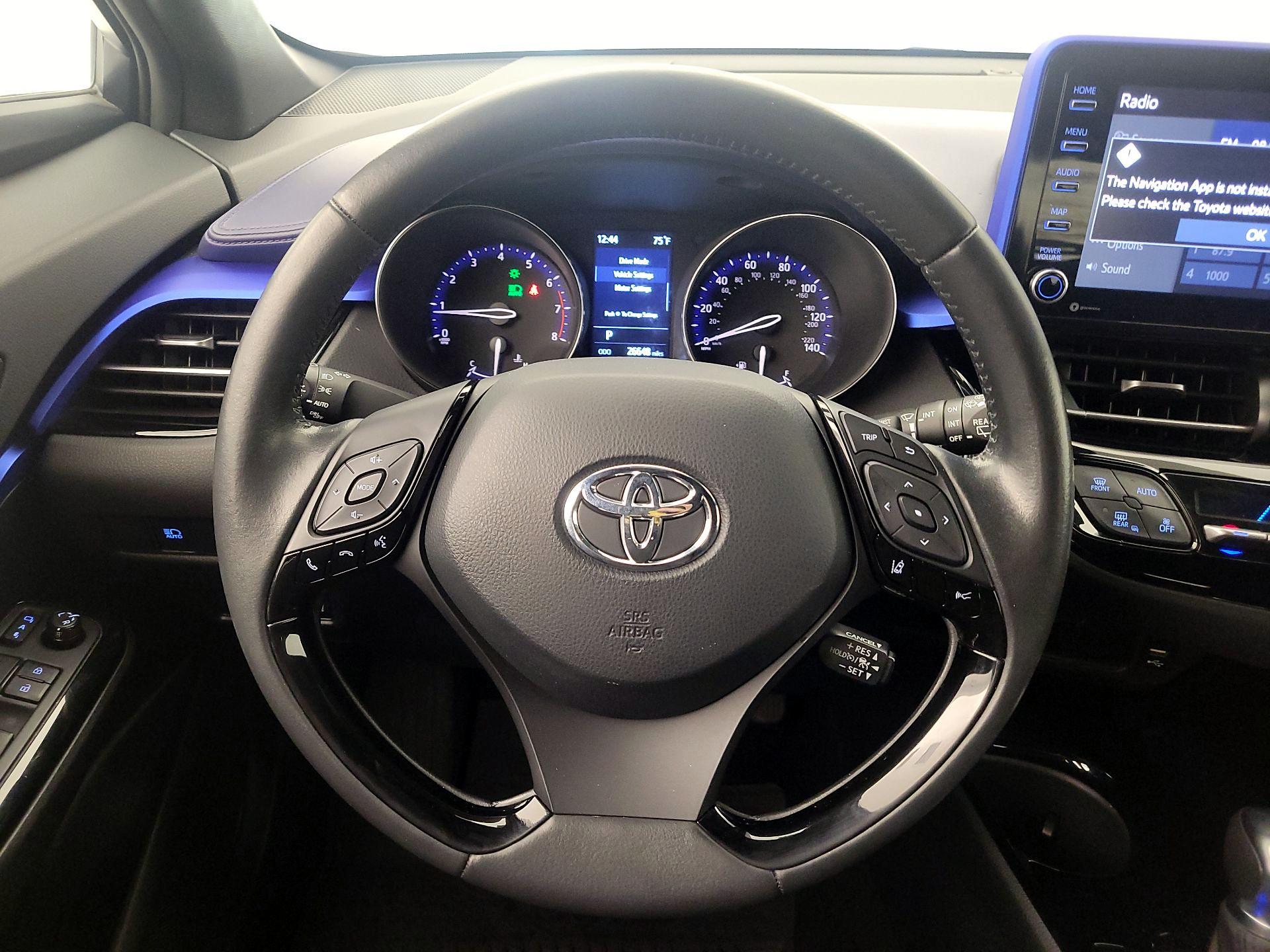 Thumbnail: 2022 Toyota C-HR - 10