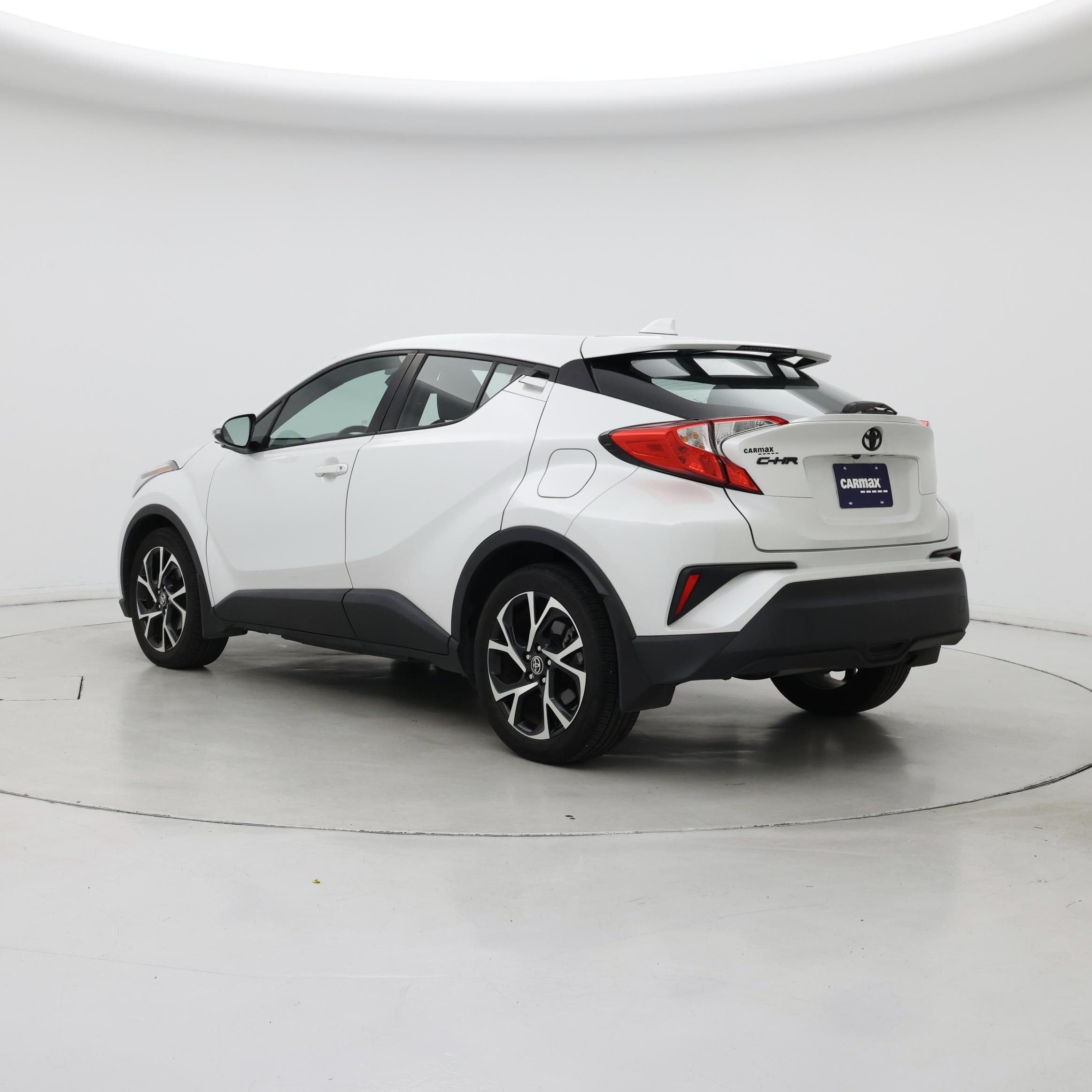 Thumbnail: 2022 Toyota C-HR - 2
