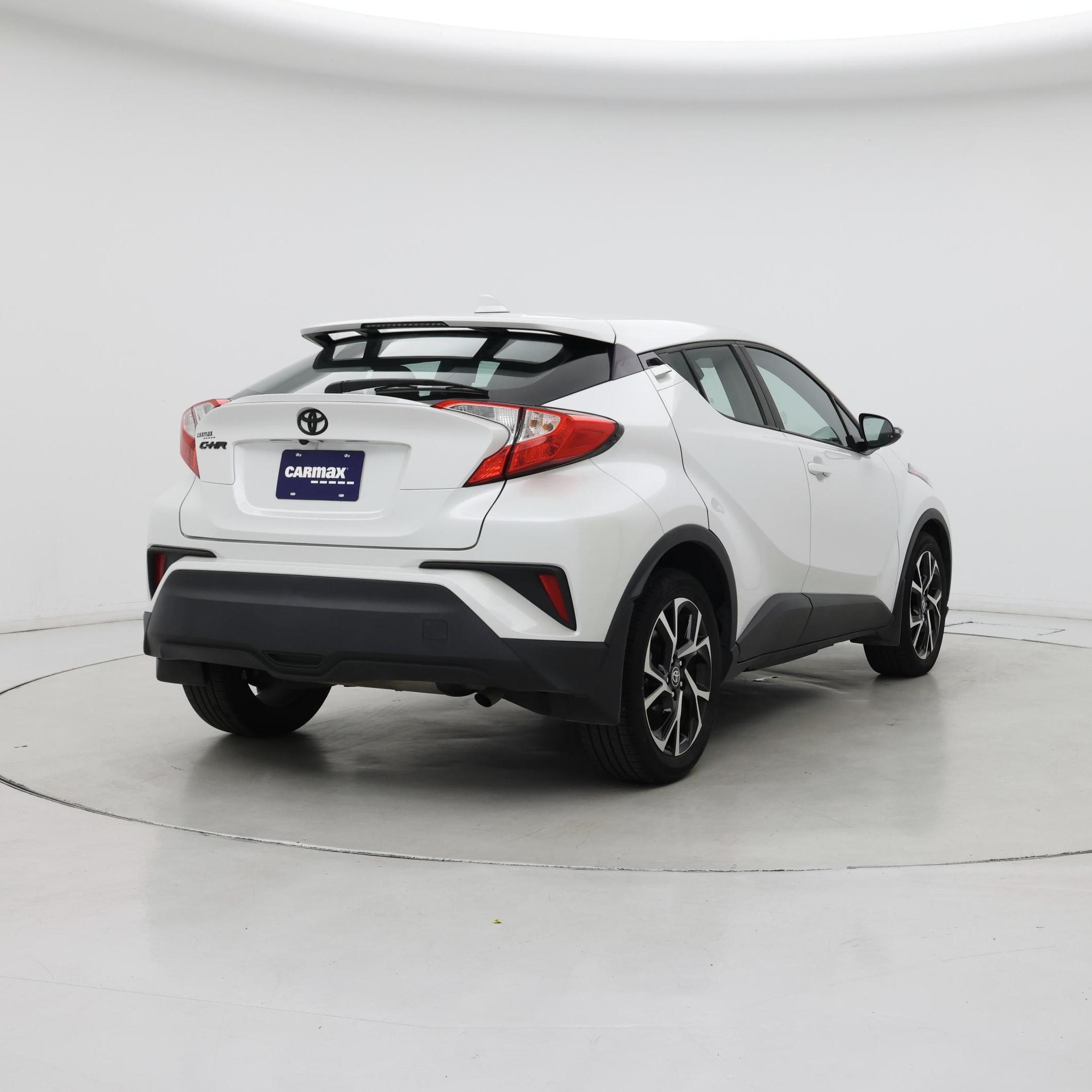 Thumbnail: 2022 Toyota C-HR - 8