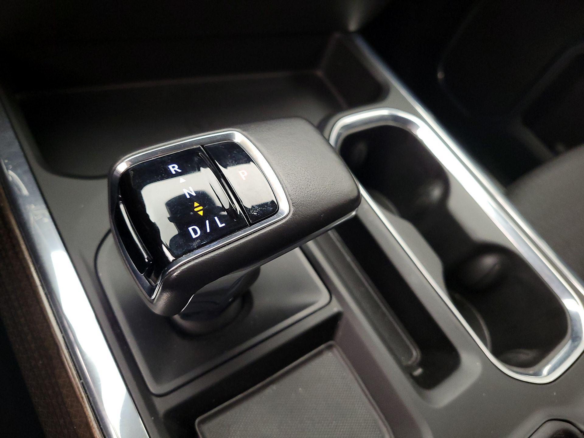 Thumbnail: 2022 Chevrolet Silverado 1500 - 17