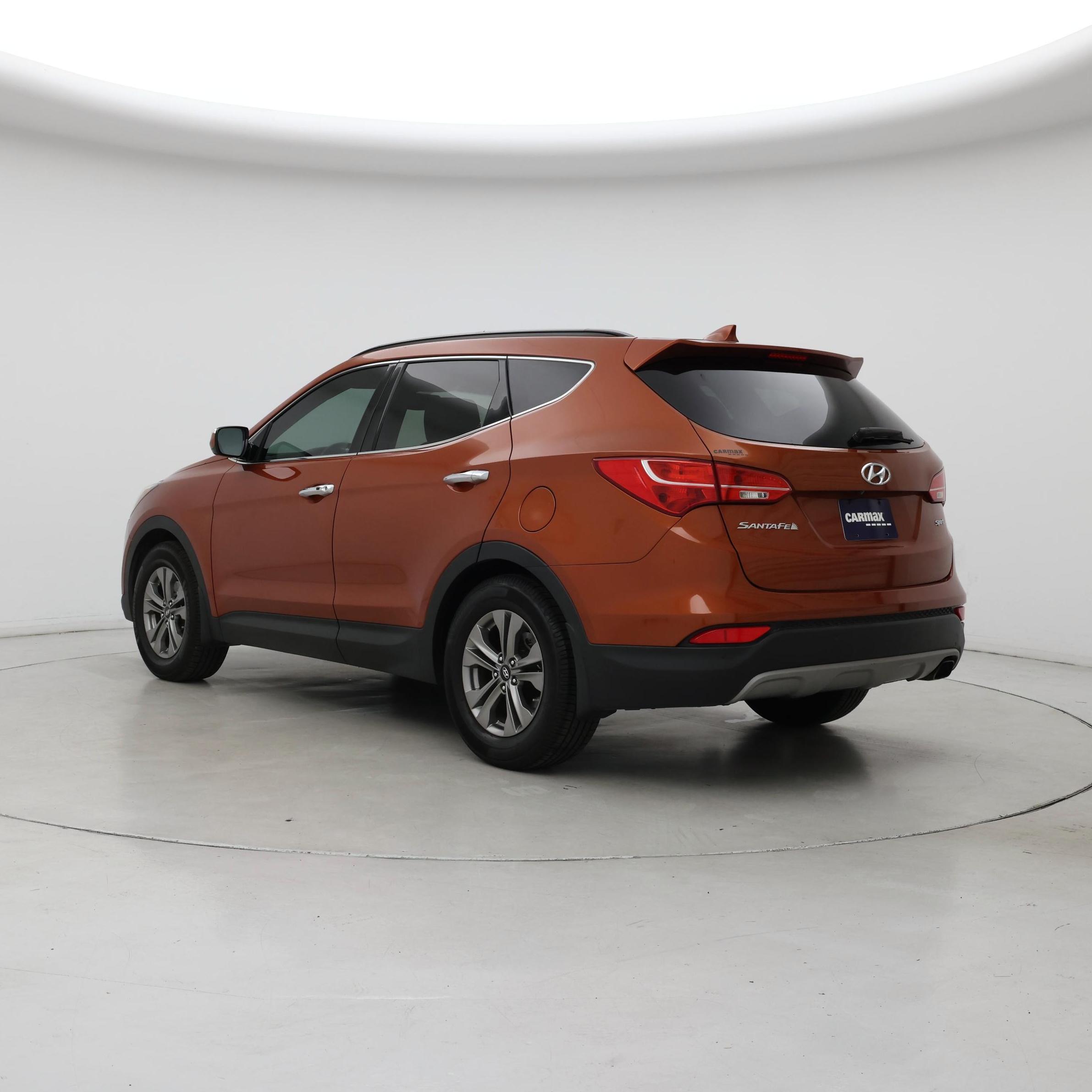 Thumbnail: 2016 Hyundai Santa Fe - 2