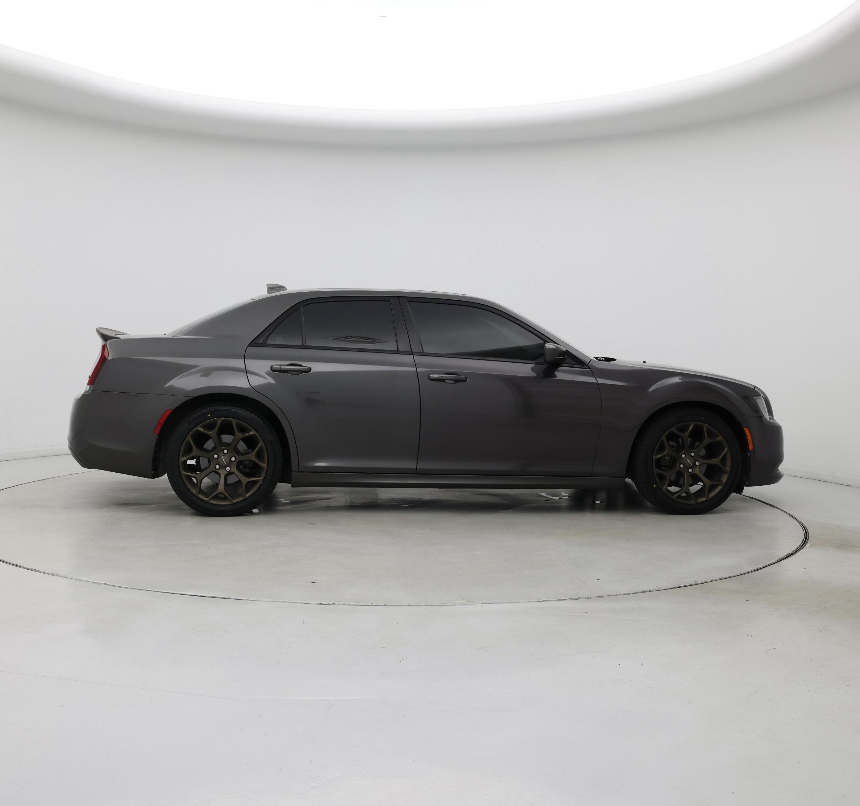 Thumbnail: 2019 Chrysler 300 - 7