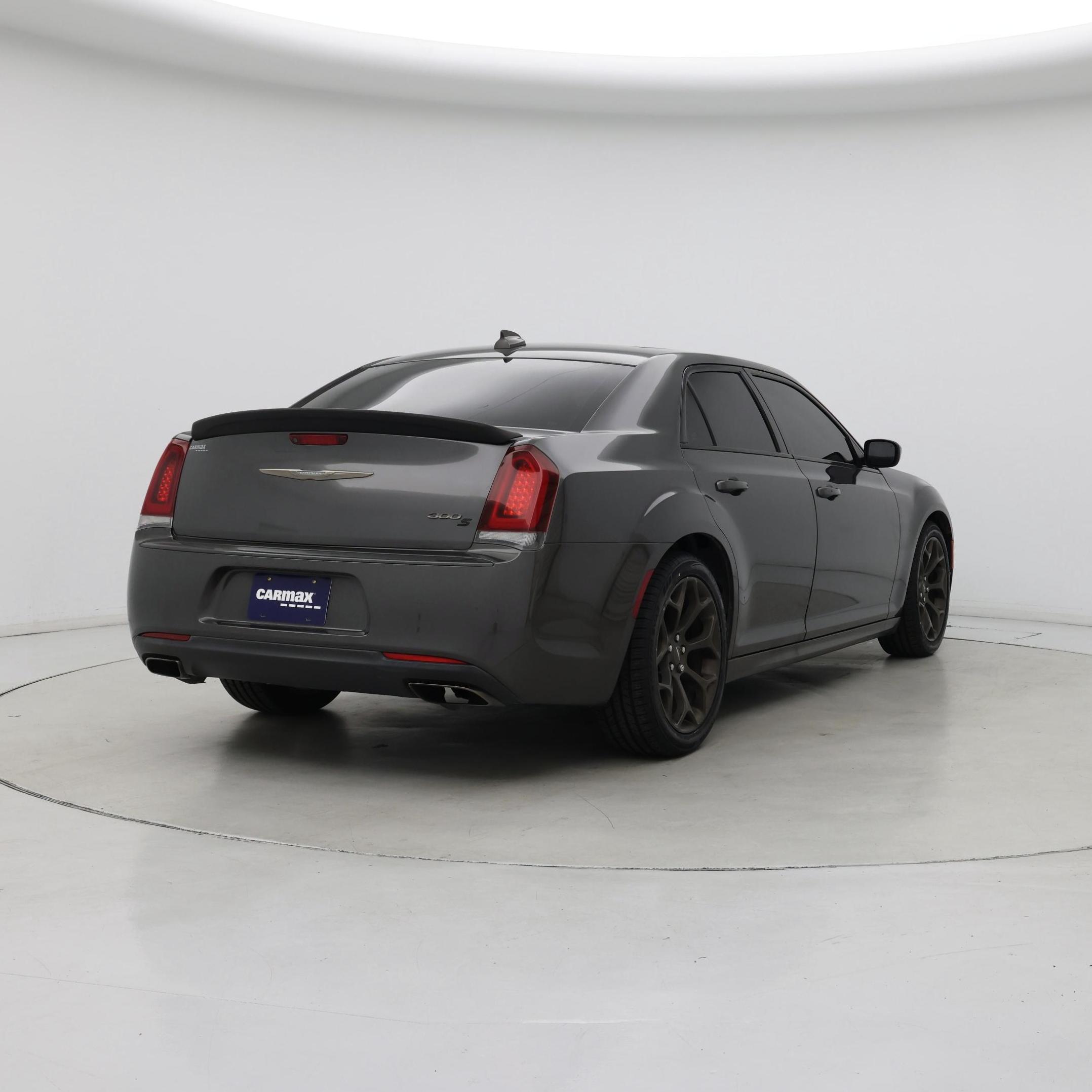 Thumbnail: 2019 Chrysler 300 - 8