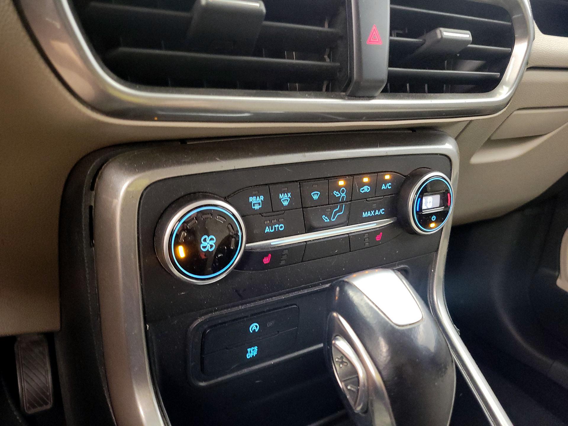 Thumbnail: 2020 Ford EcoSport - 16