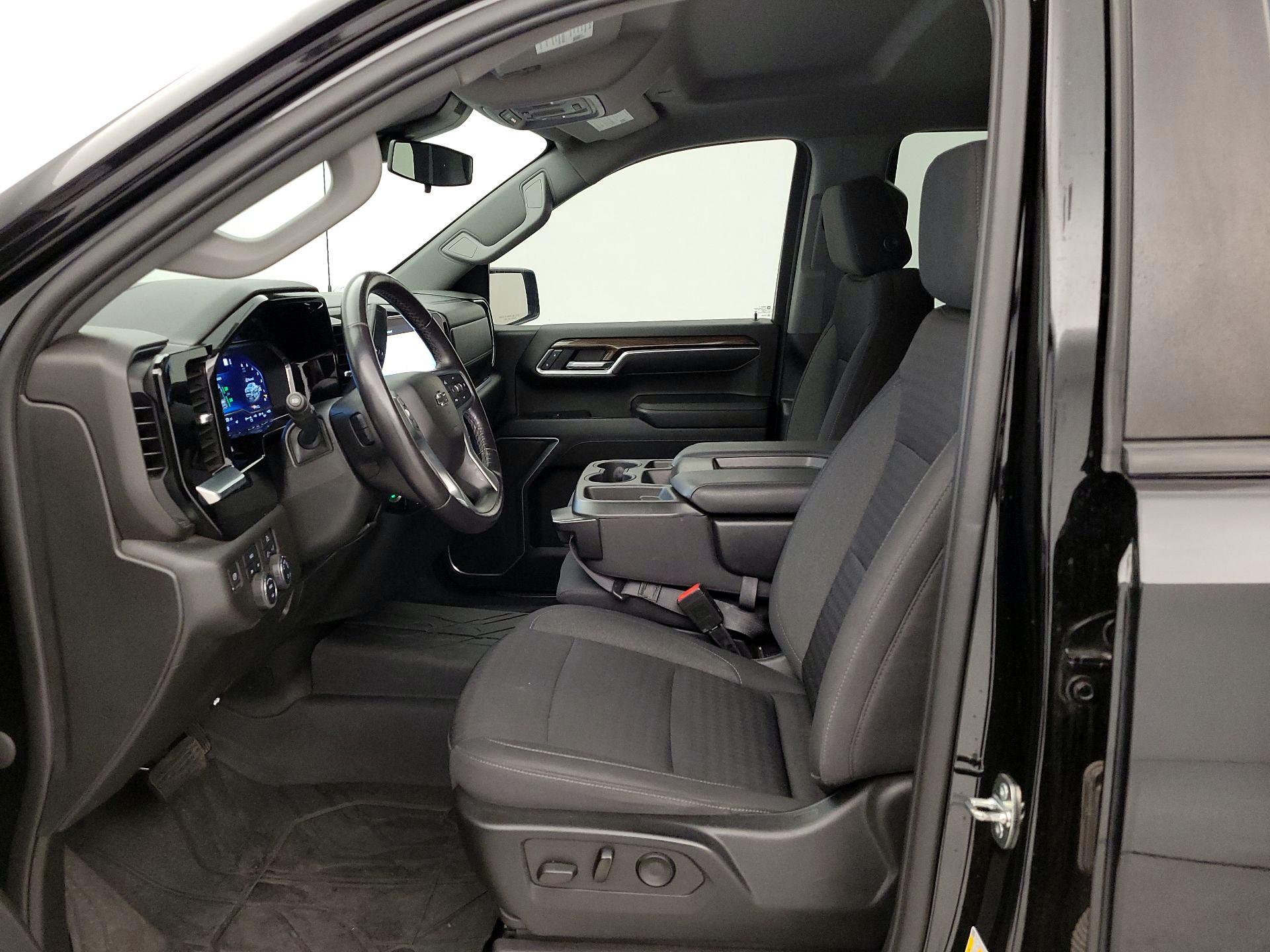 Thumbnail: 2022 Chevrolet Silverado 1500 - 11