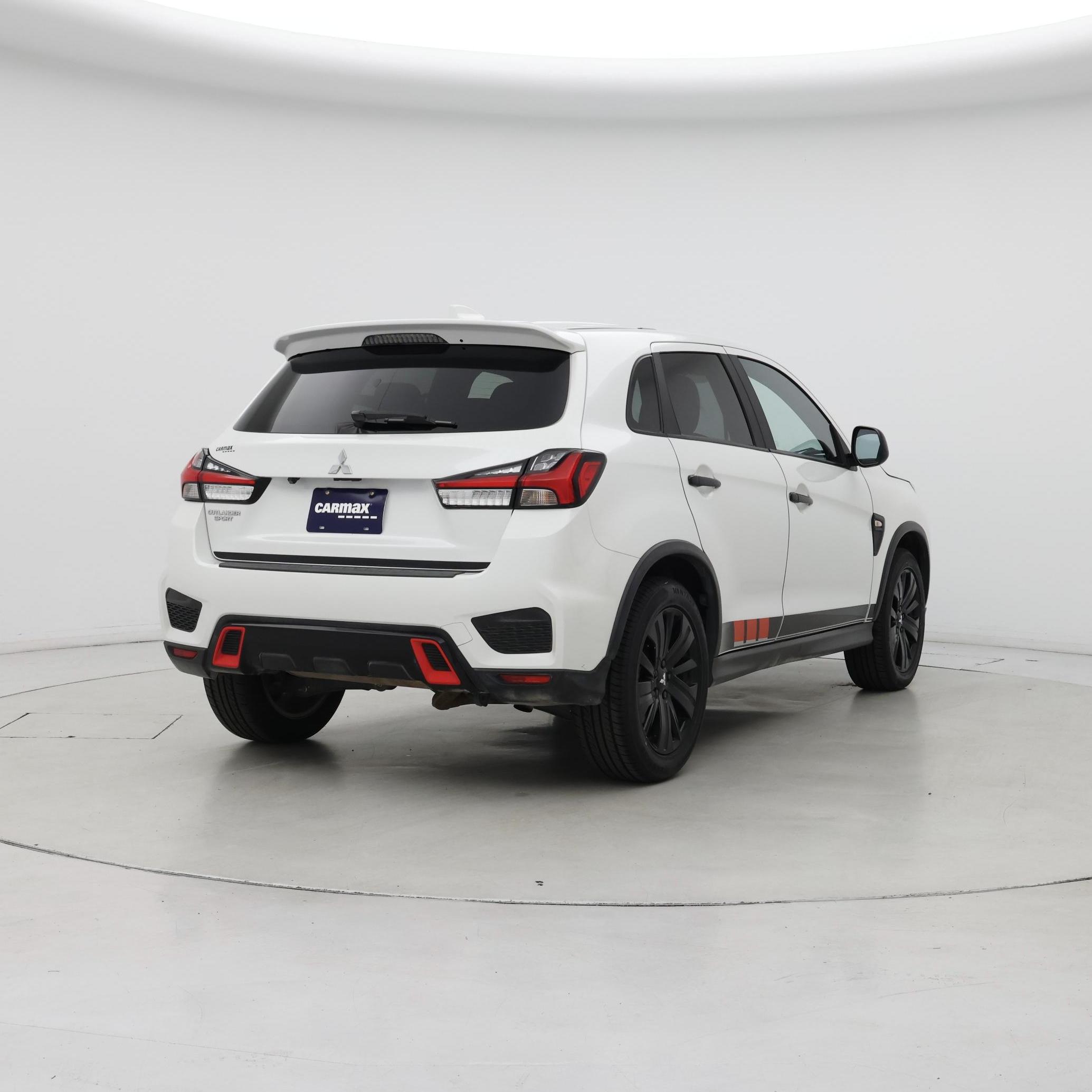 Thumbnail: 2020 Mitsubishi Outlander Sport - 8