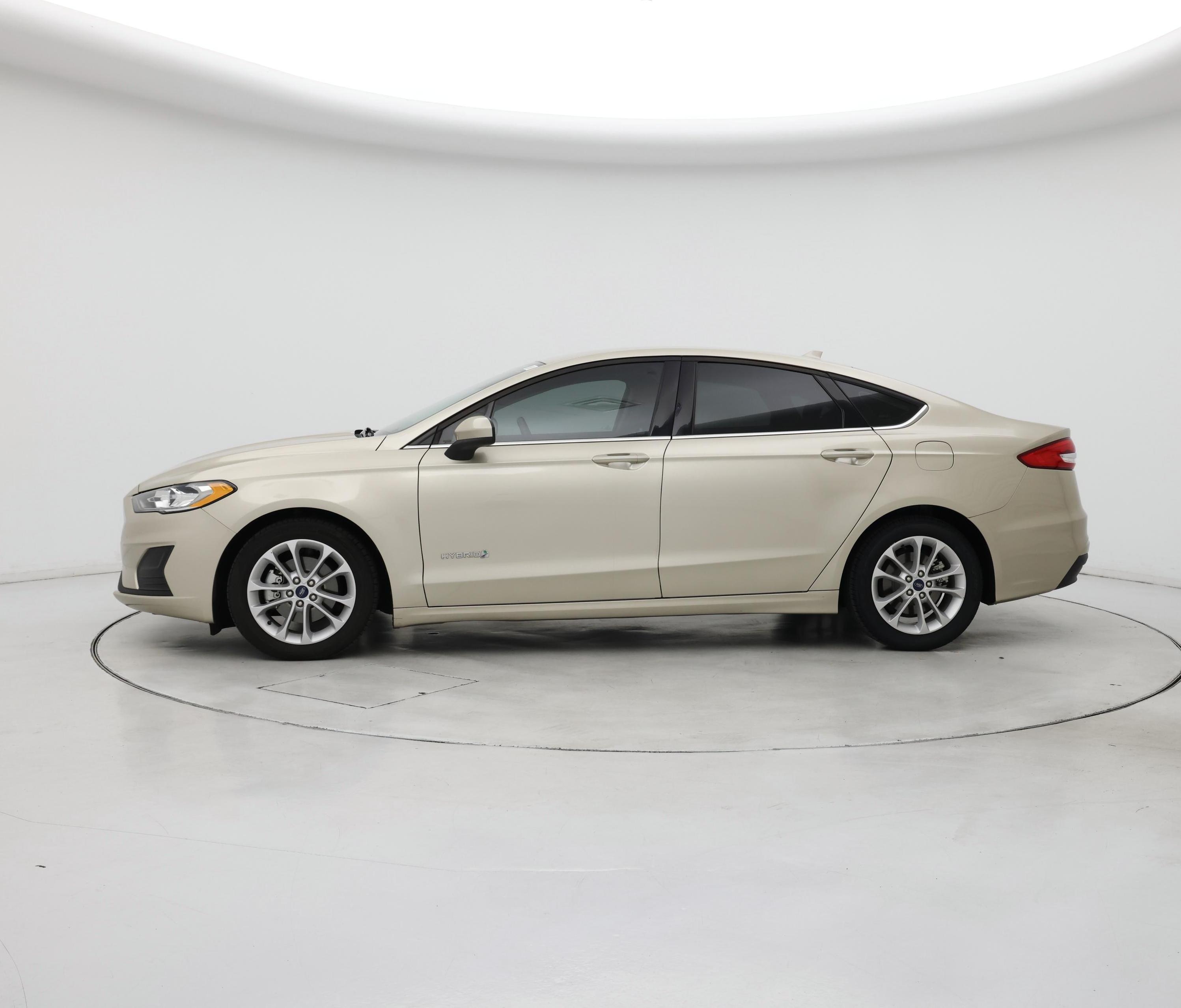 Thumbnail: 2019 Ford Fusion - 3