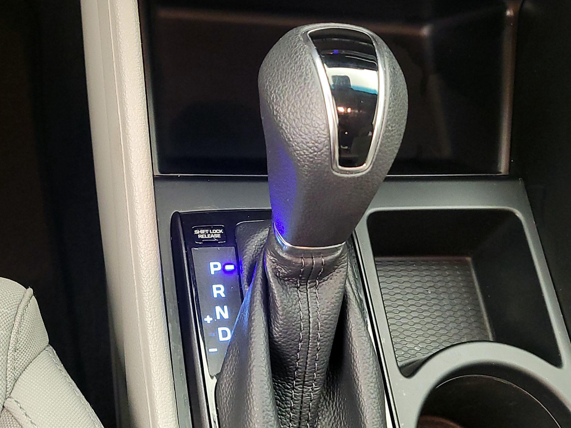 Thumbnail: 2021 Hyundai Tucson - 17