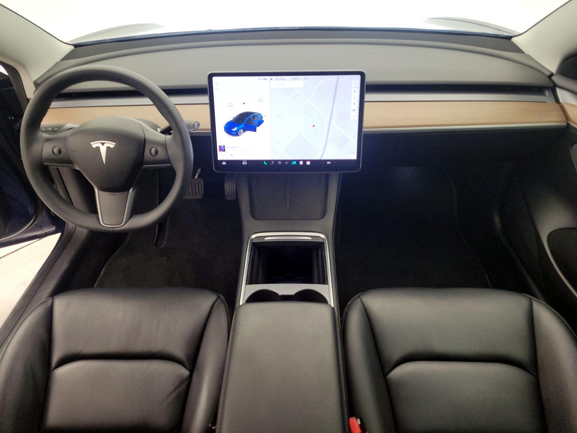 Thumbnail: 2022 Tesla Model 3 - 9