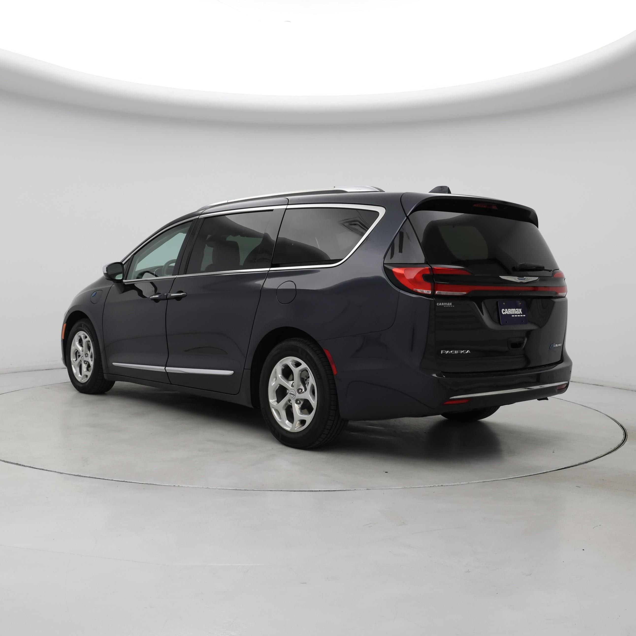 Thumbnail: 2021 Chrysler Pacifica - 2