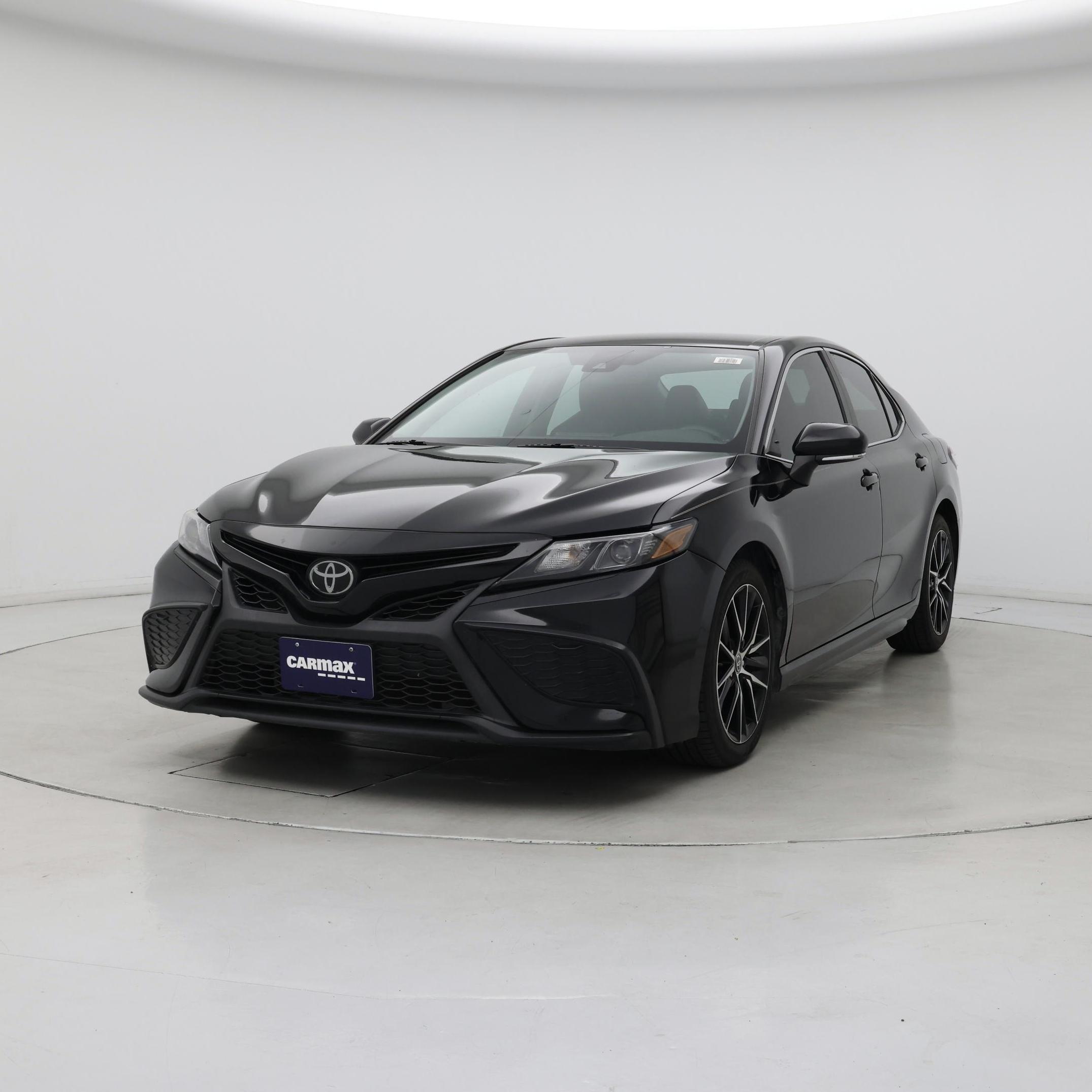 Thumbnail: 2021 Toyota Camry - 4