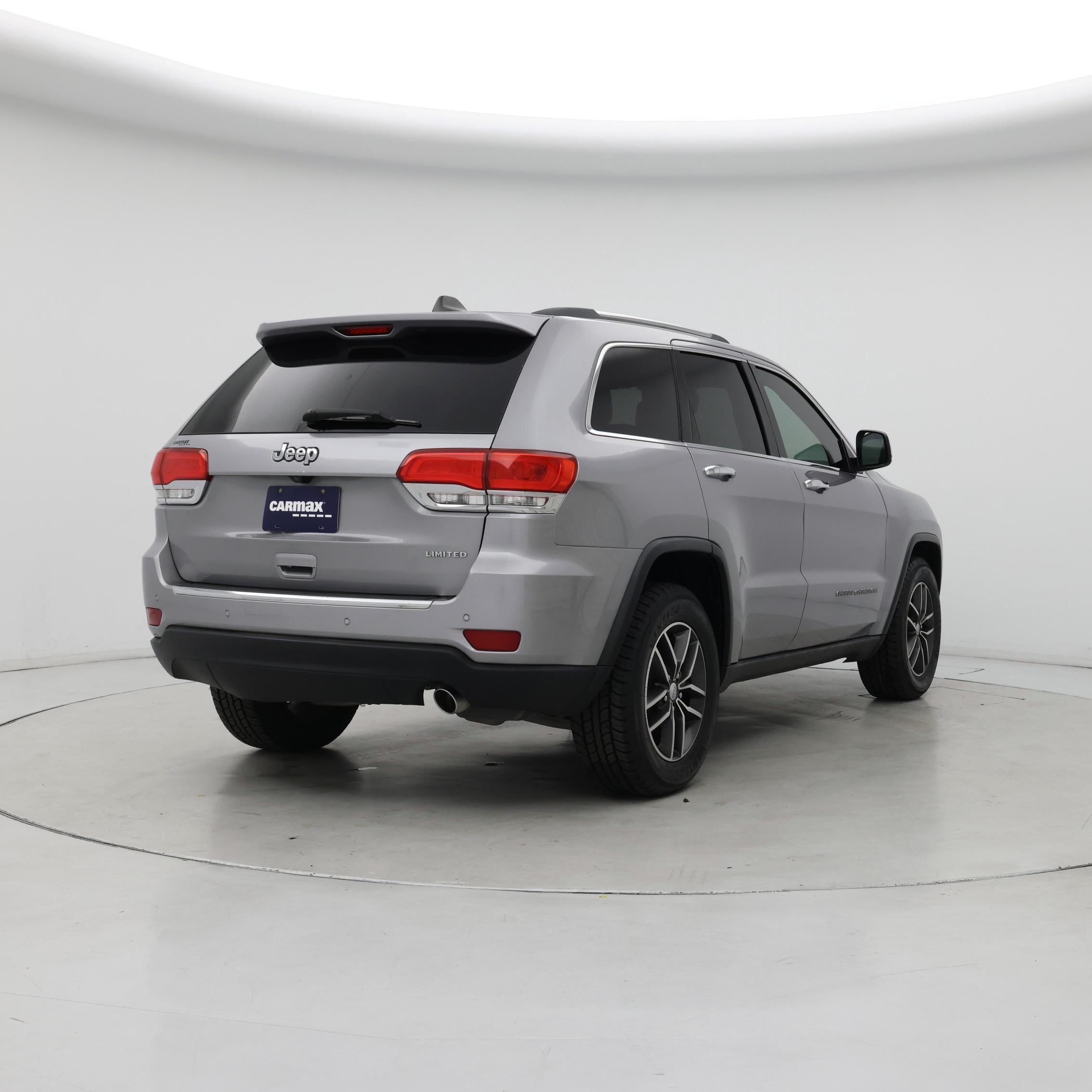 Thumbnail: 2018 Jeep Grand Cherokee - 8