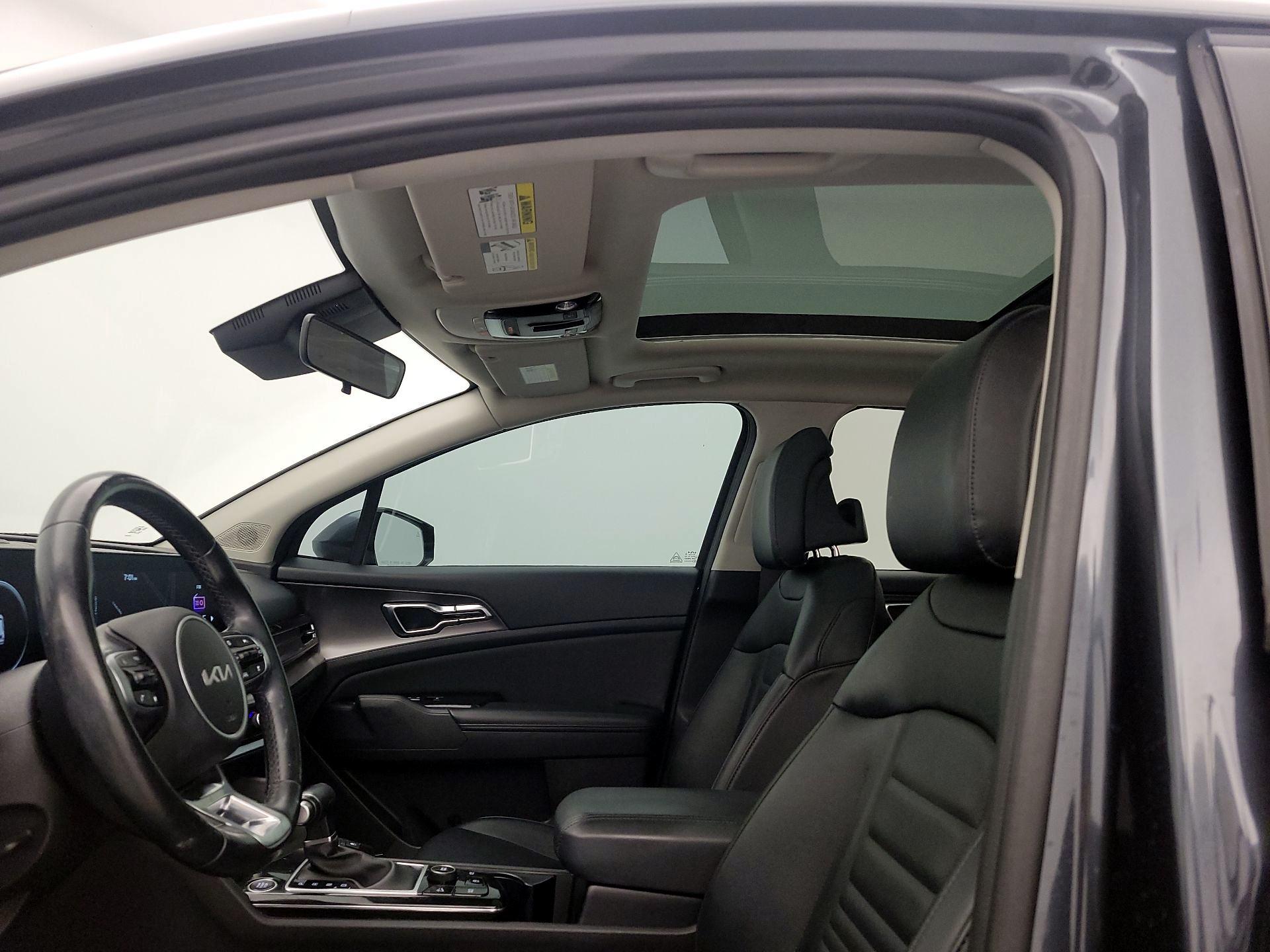 Thumbnail: 2023 Kia Sportage - 20